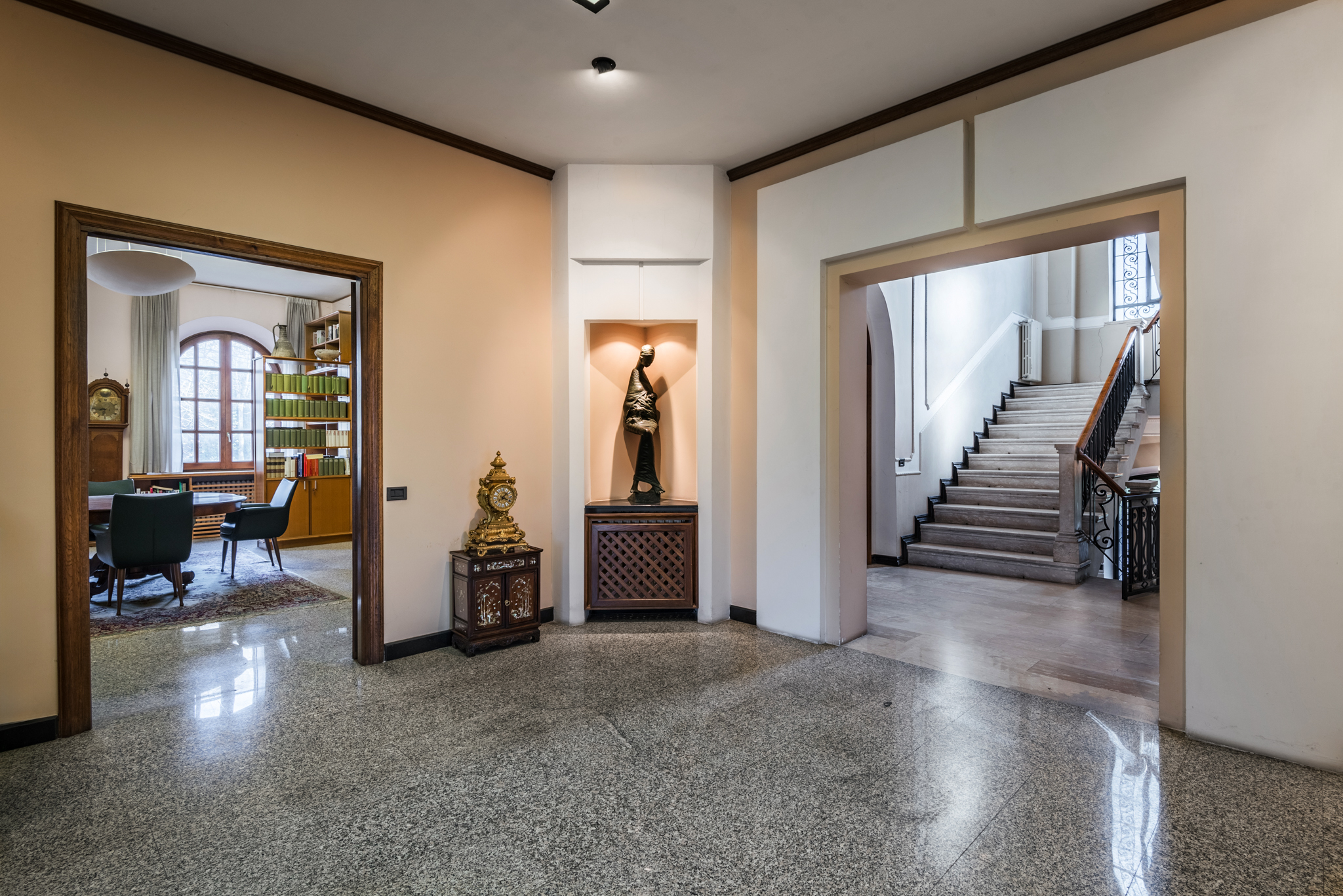 12 Bedroom Villa/Townhouse's Image 7