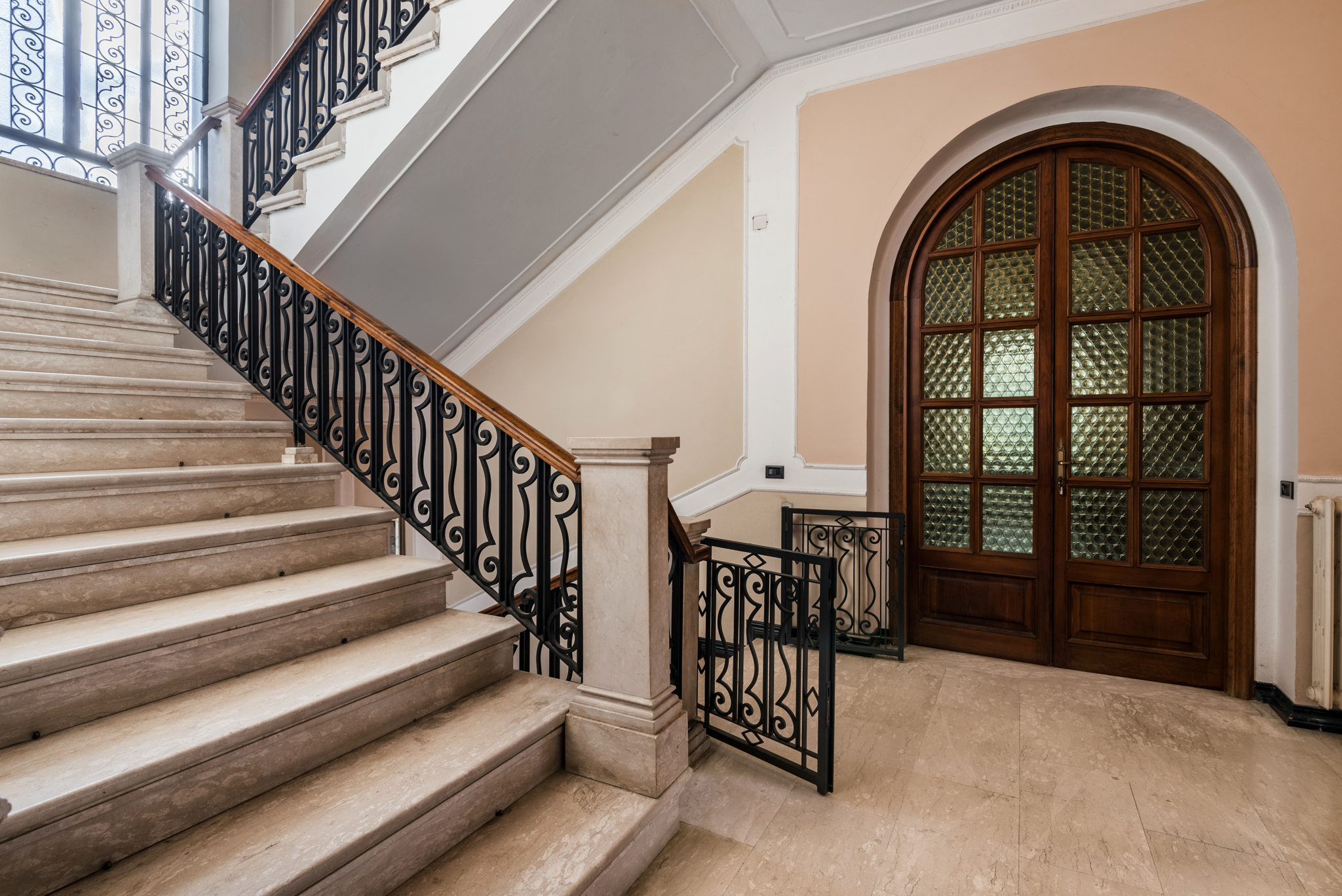 12 Bedroom Villa/Townhouse's Image 11