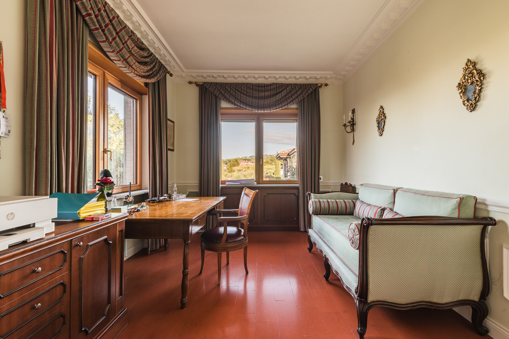 7 Bedroom Villa/Townhouse's Image 12