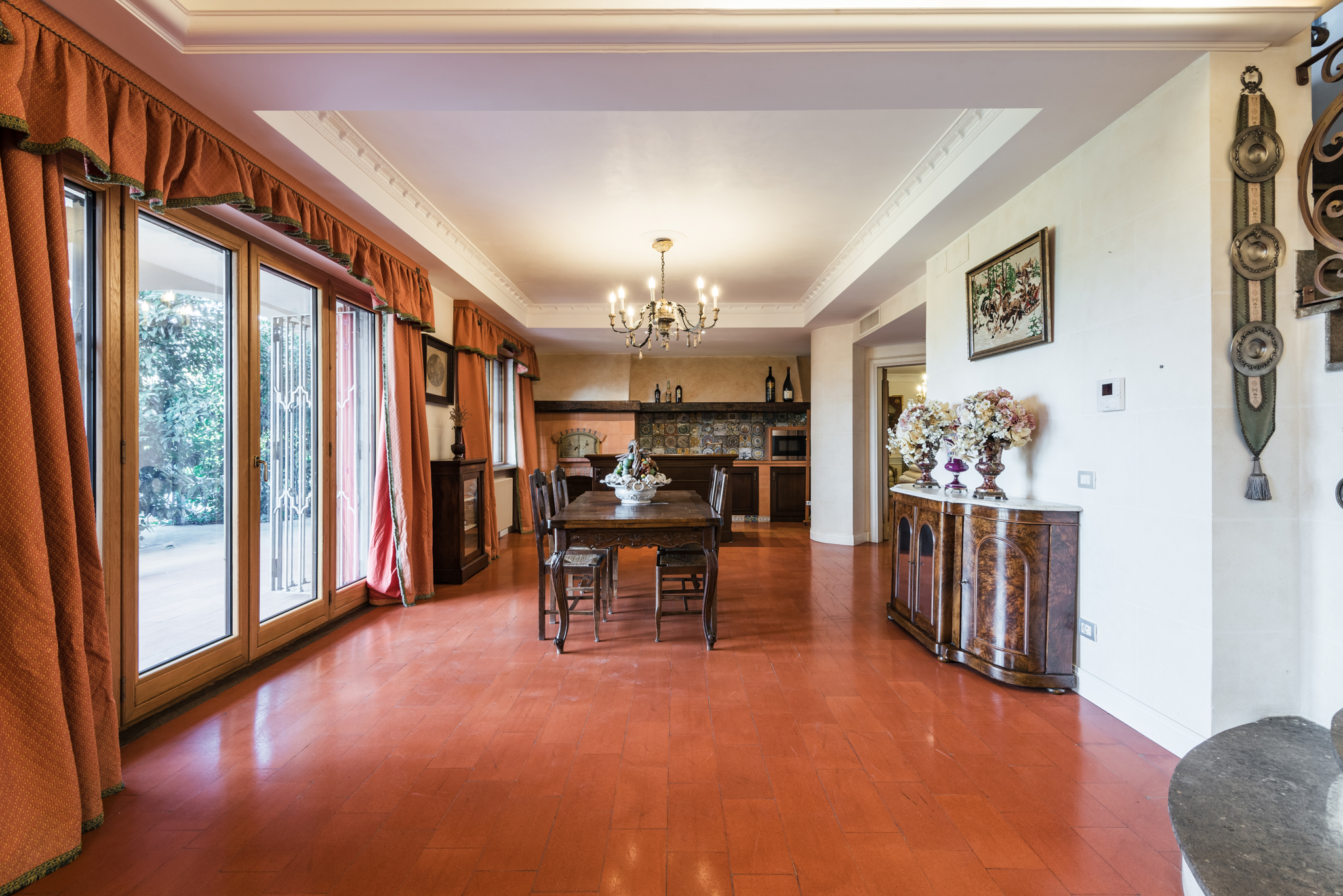 7 Bedroom Villa/Townhouse's Image 8