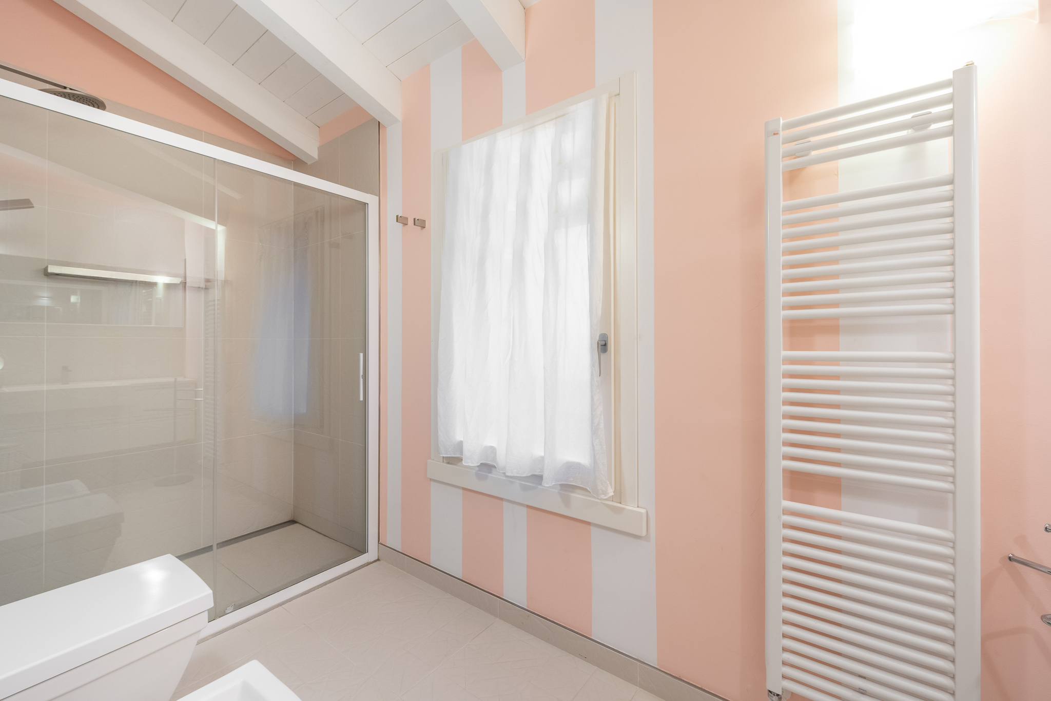 6 Bedroom Villa/Townhouse's Image 50