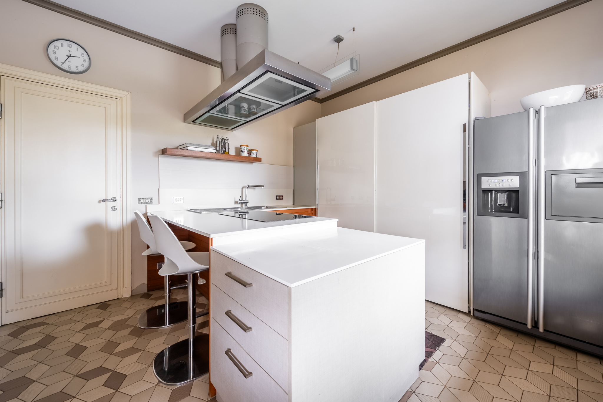6 Bedroom Villa/Townhouse's Image 12