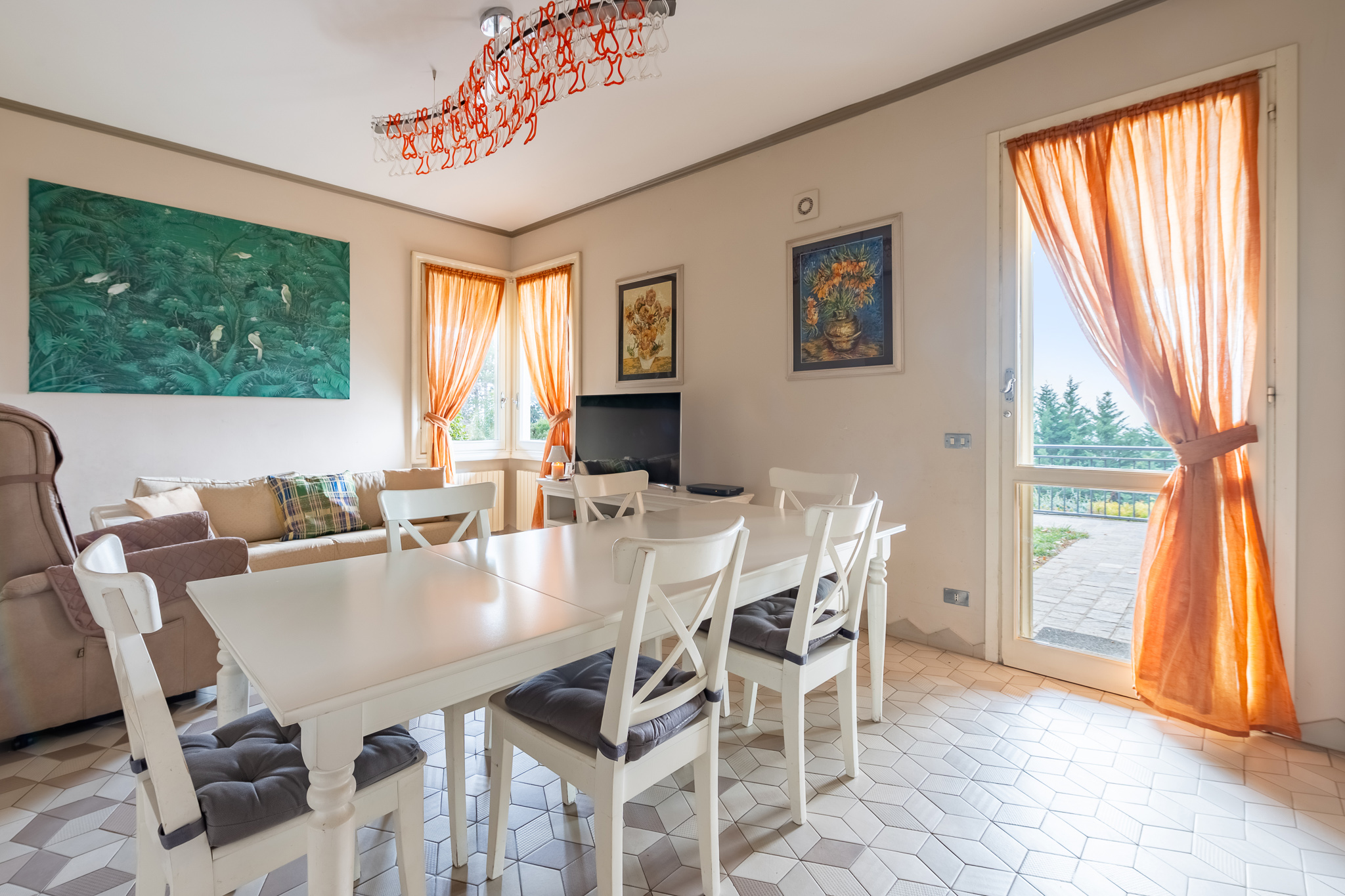 6 Bedroom Villa/Townhouse's Image 13