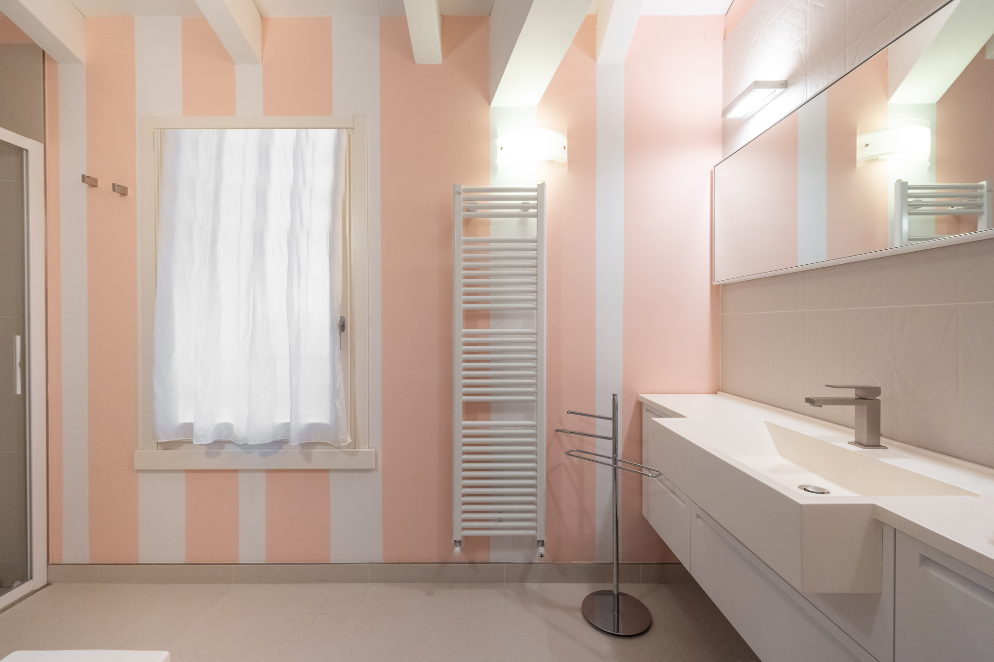 6 Bedroom Villa/Townhouse's Image 51