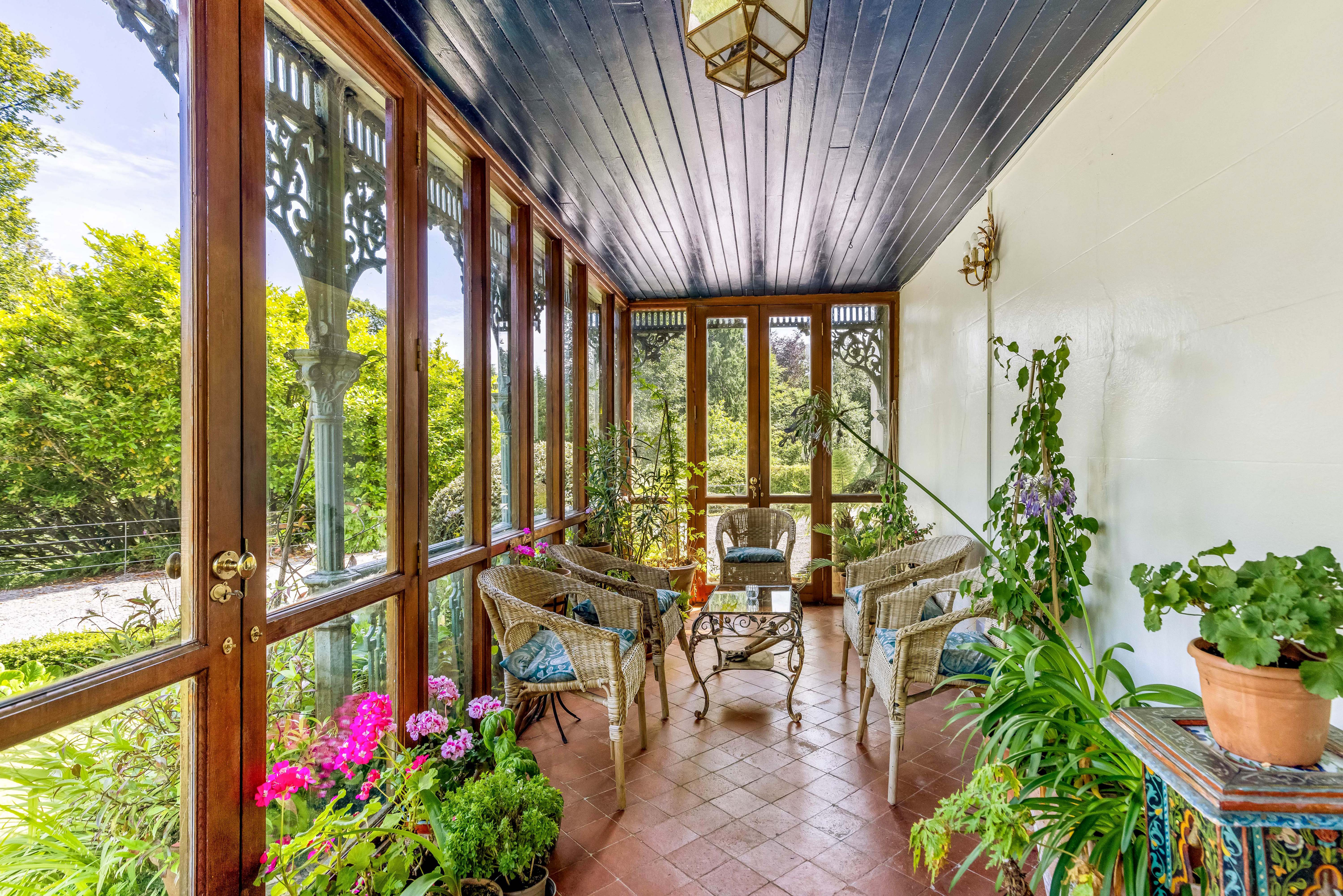 6 Bedroom Estate's Image 30