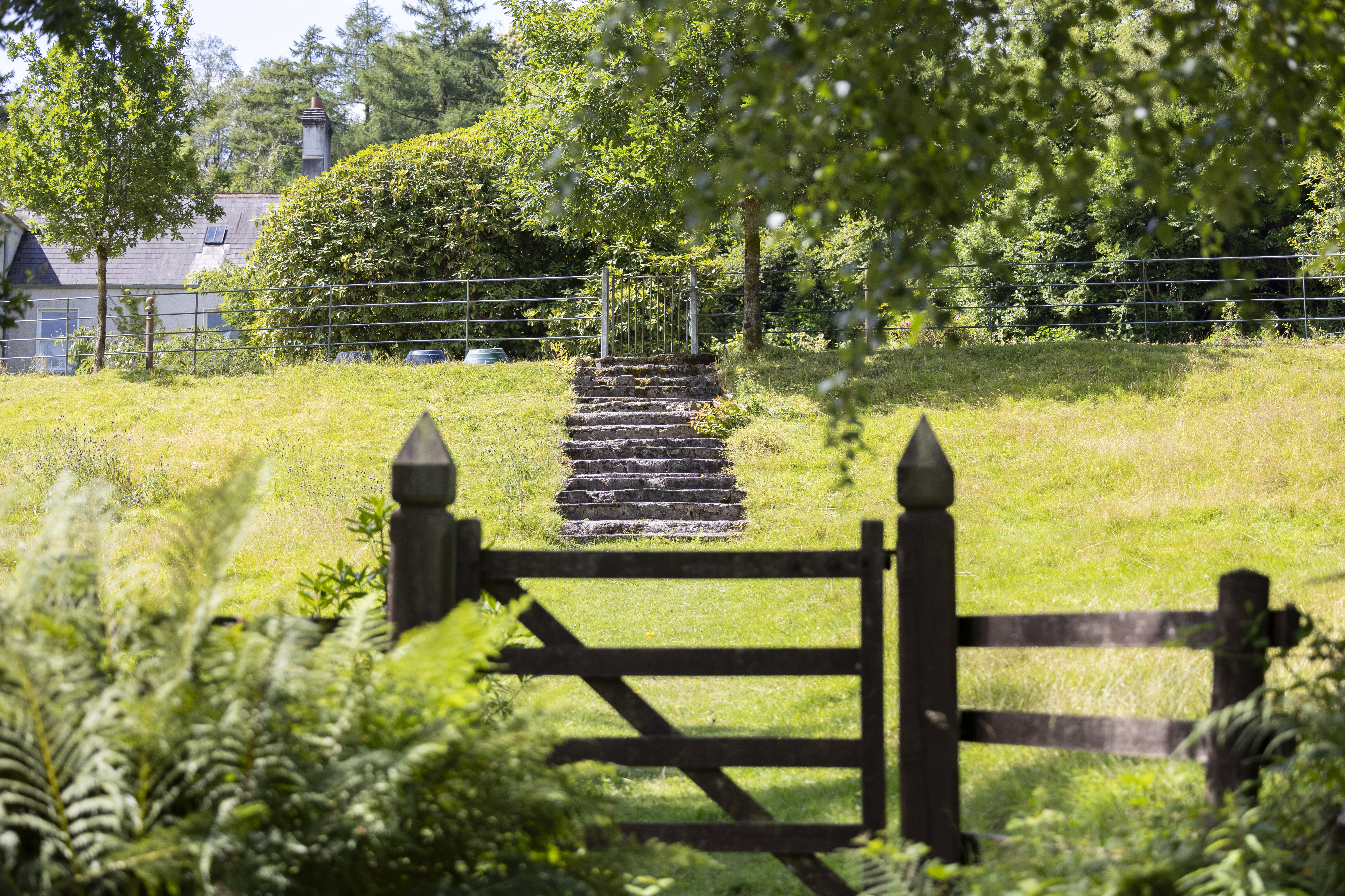 6 Bedroom Estate's Image 54