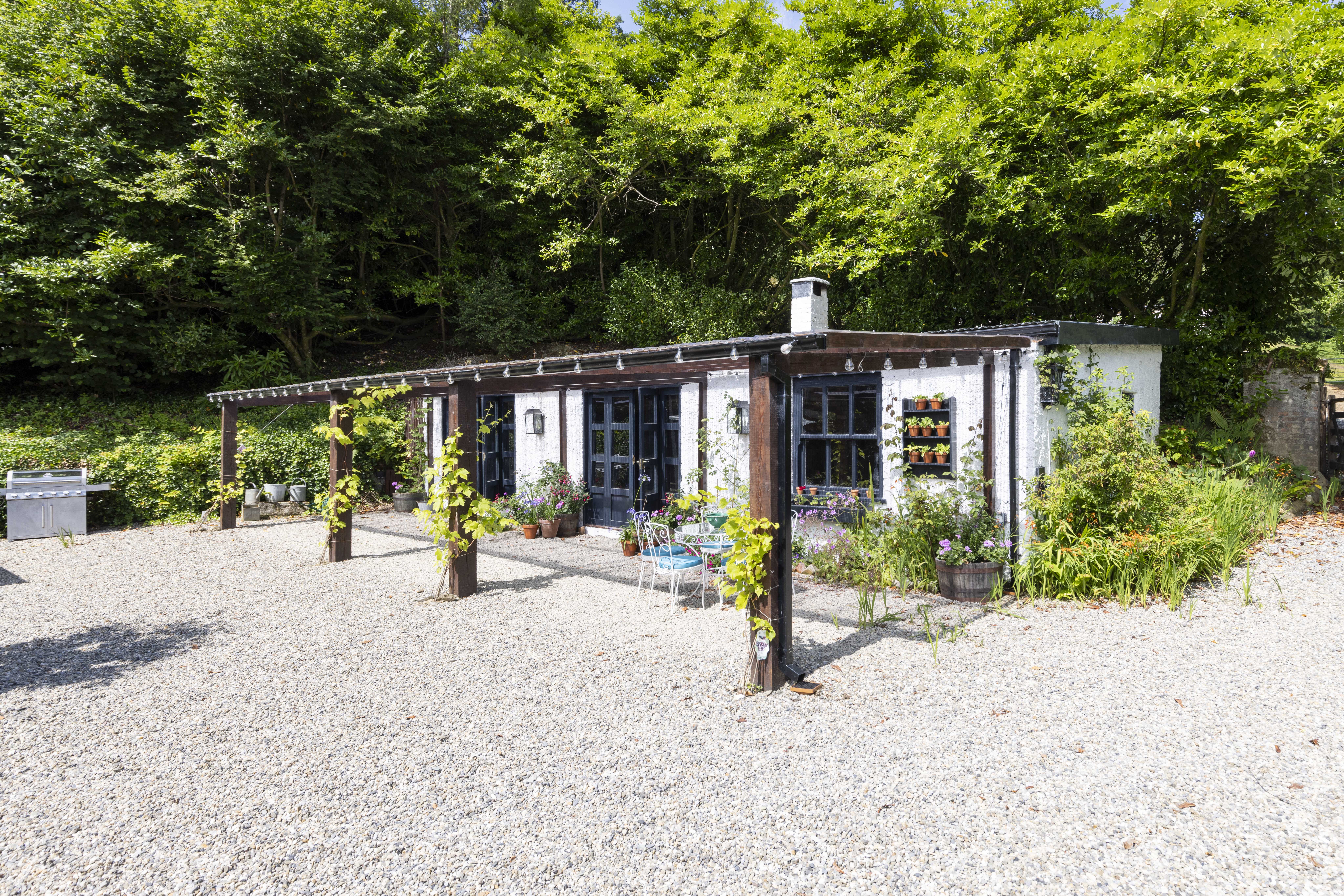 6 Bedroom Estate's Image 35