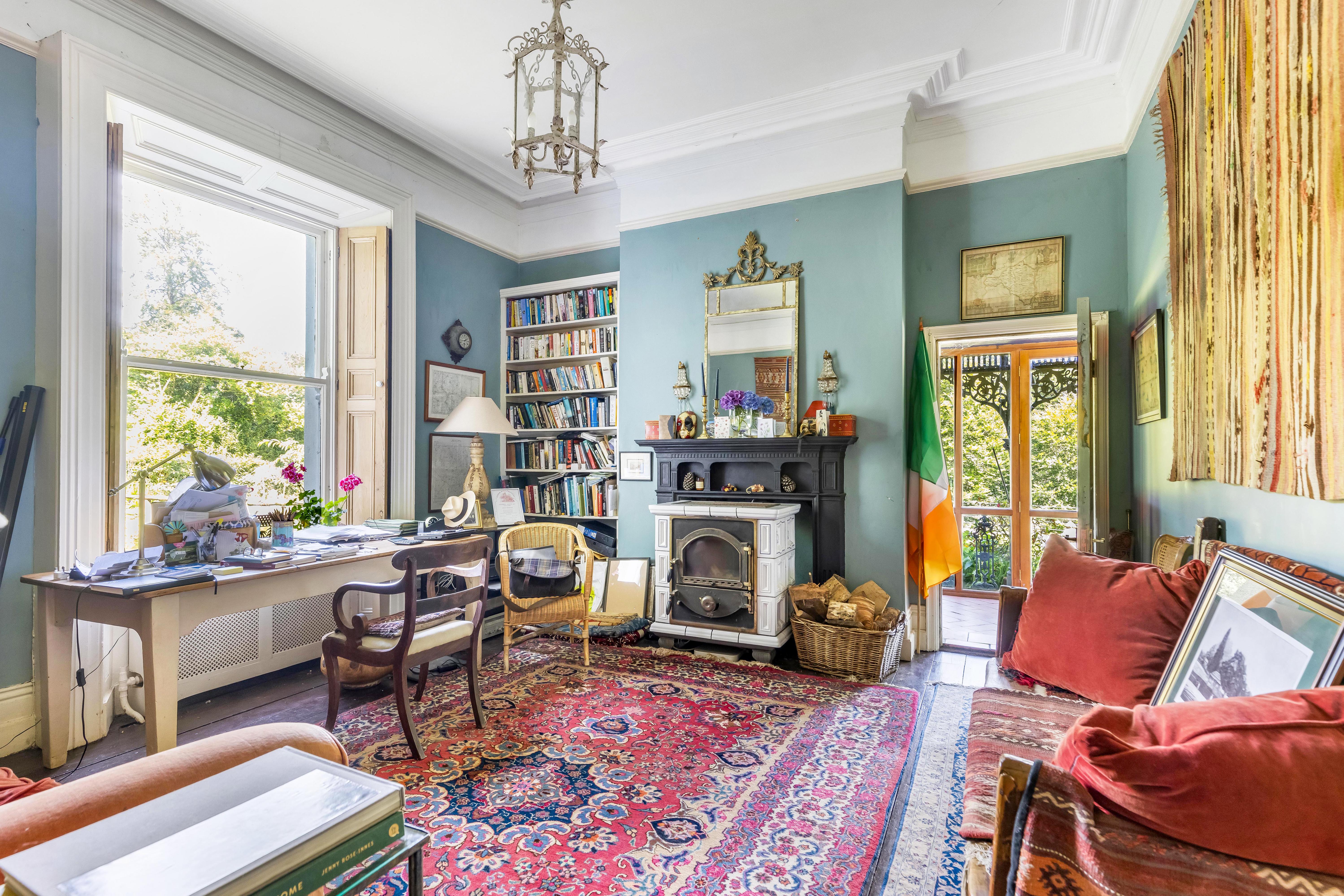 6 Bedroom Estate's Image 24