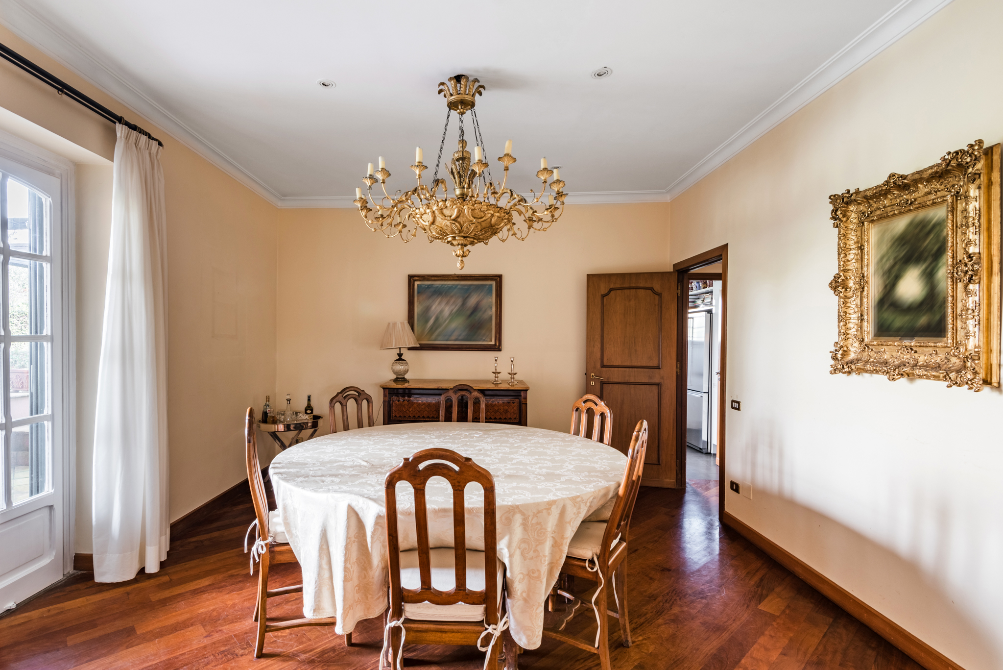 5 Bedroom Villa/Townhouse's Image 8