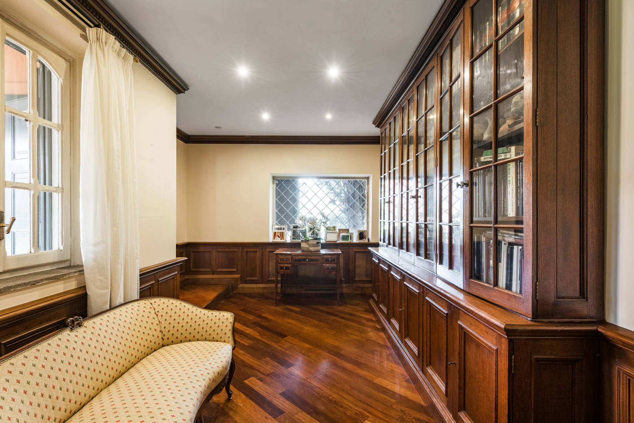 5 Bedroom Villa/Townhouse's Image 10