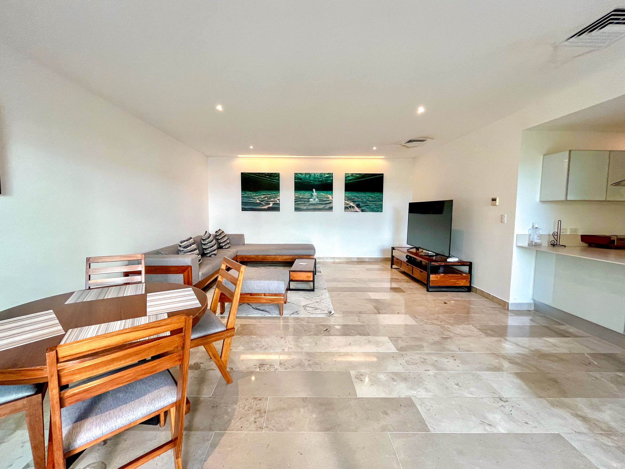 2 Bedroom Apartment/Flat's Image 6