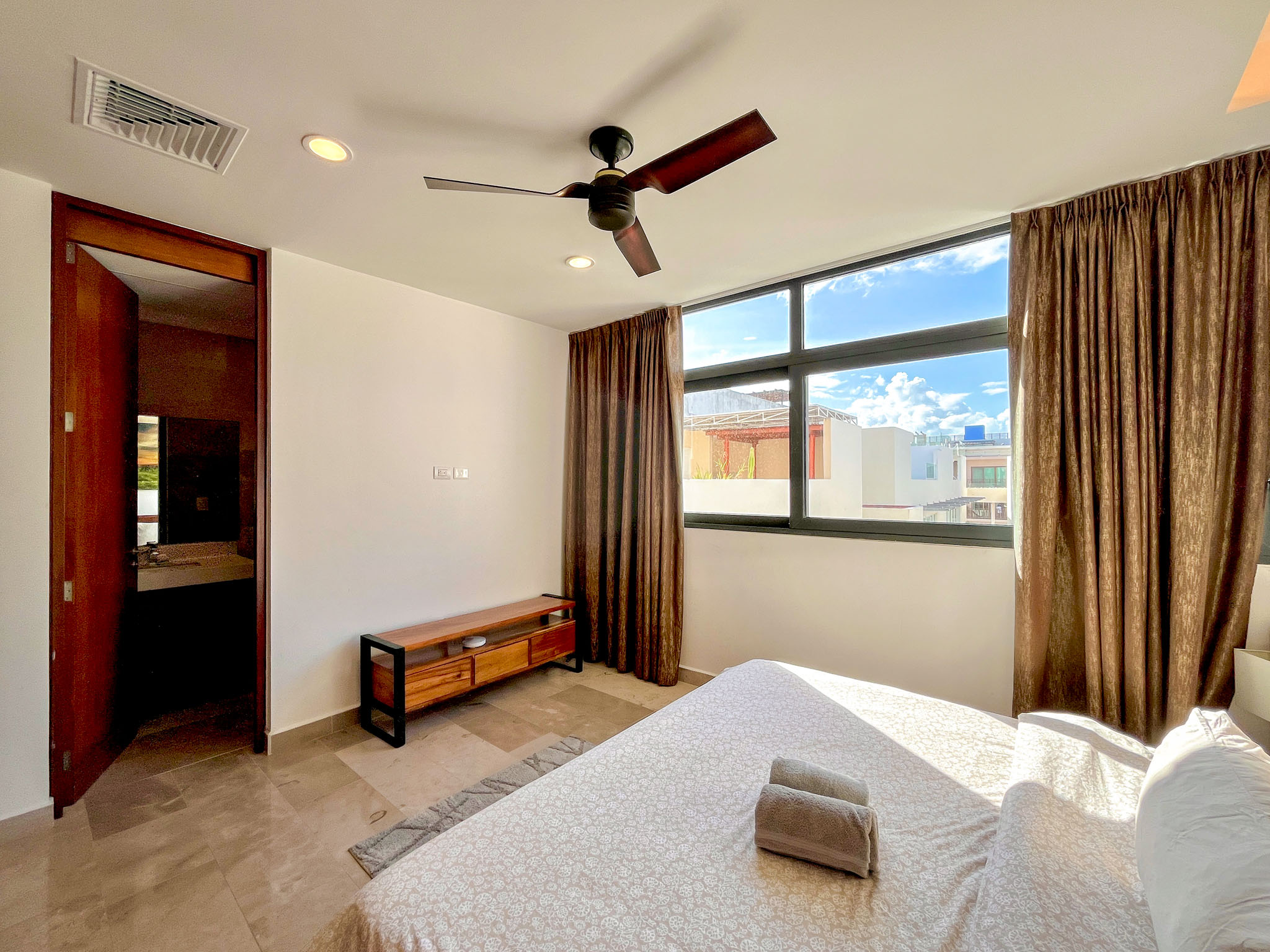 2 Bedroom Apartment/Flat's Image 20