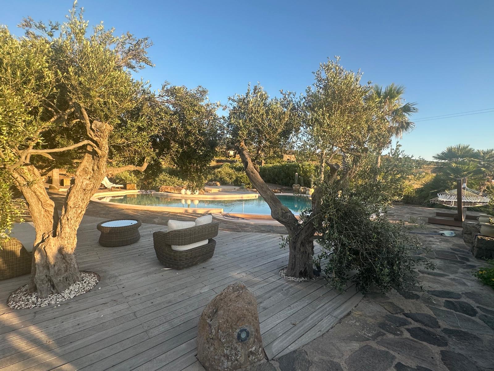 10 Bedroom Villa/Townhouse's Image 17