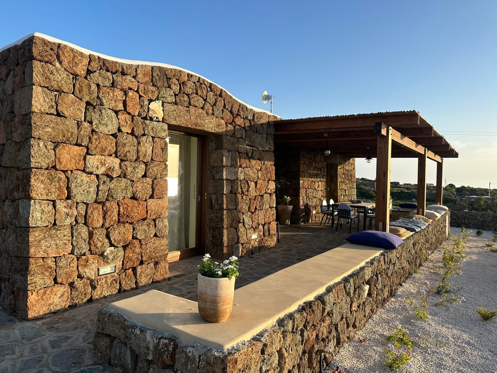 10 Bedroom Villa/Townhouse's Image 3