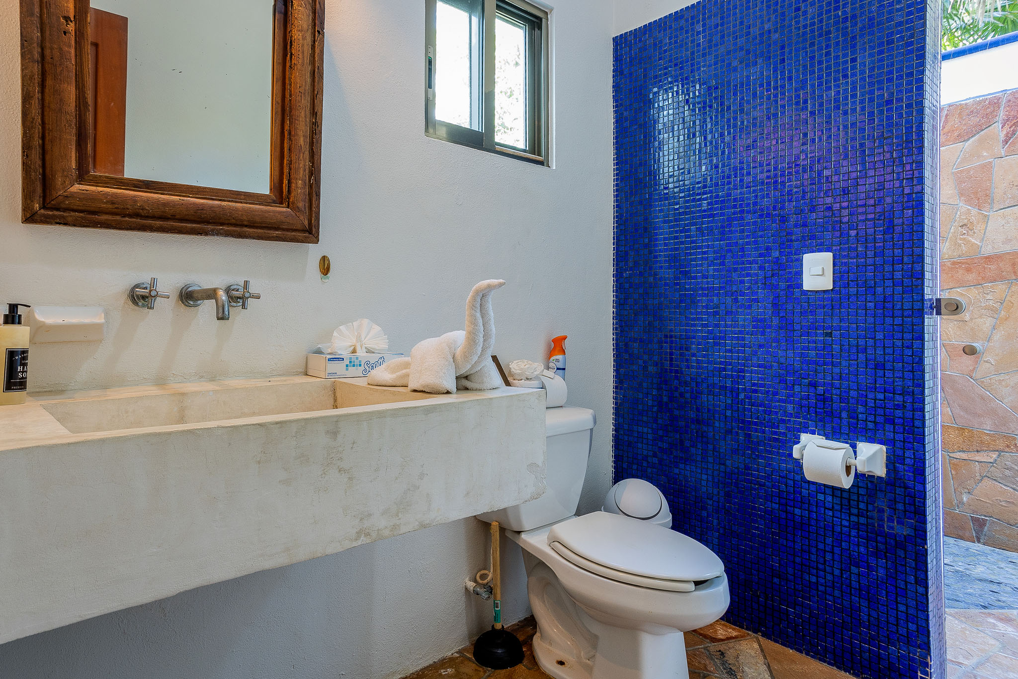 3 Bedroom Single Family Home/House's Image 14