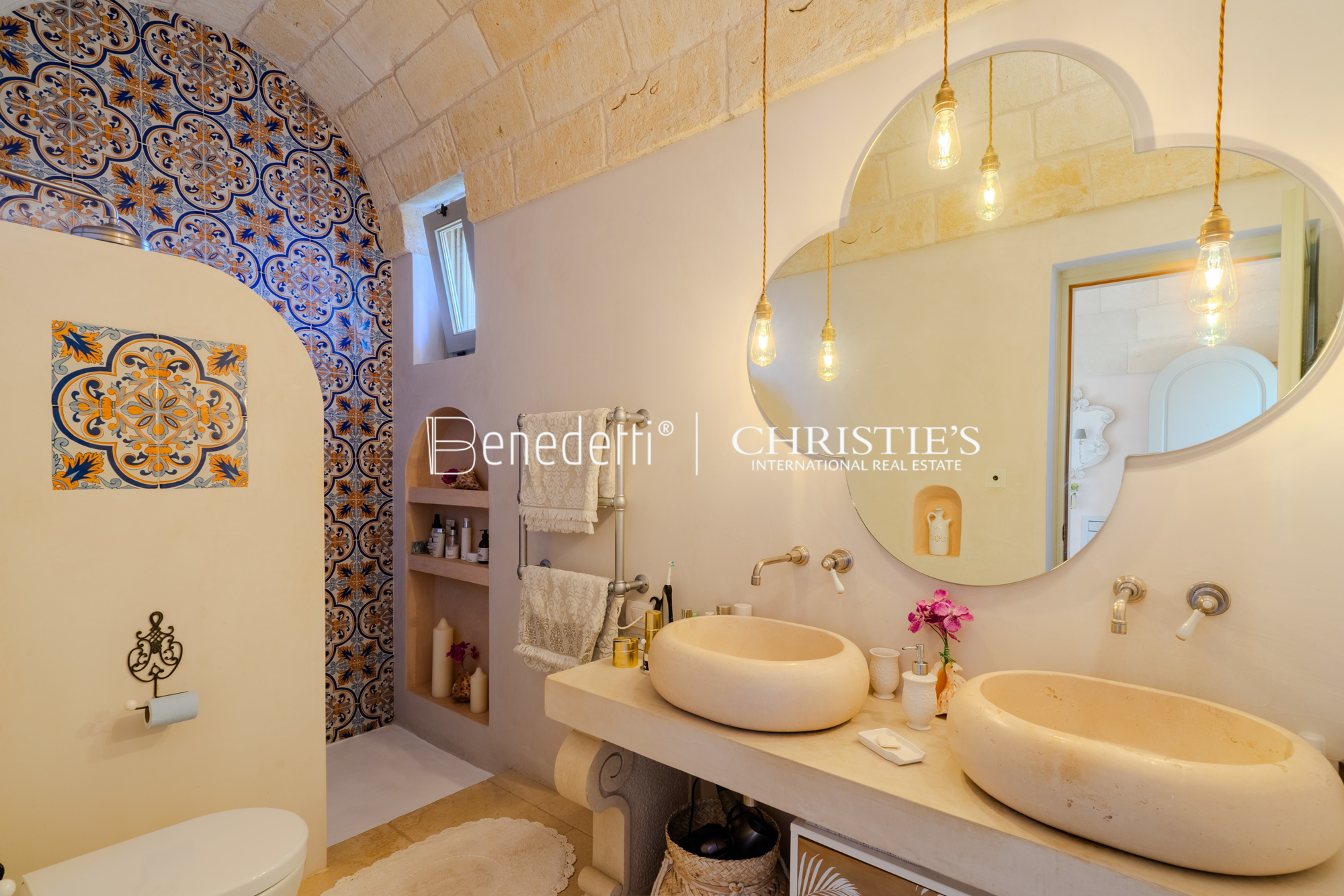 5 Bedroom Estate's Image 28
