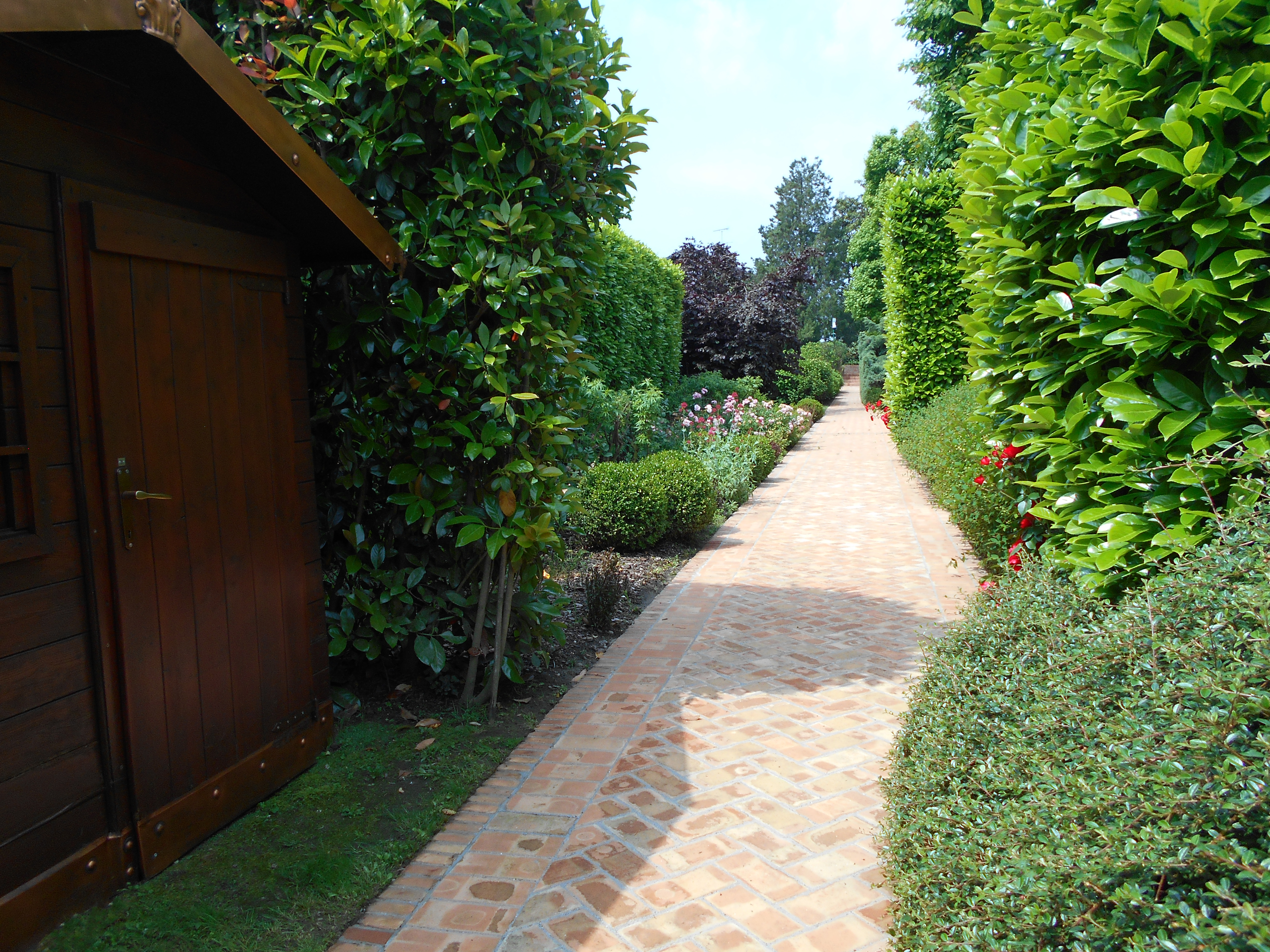 8 Bedroom Villa/Townhouse's Image 11