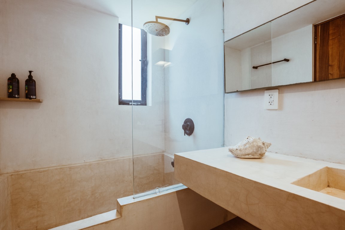 5 Bedroom Apartment/Flat's Image 7