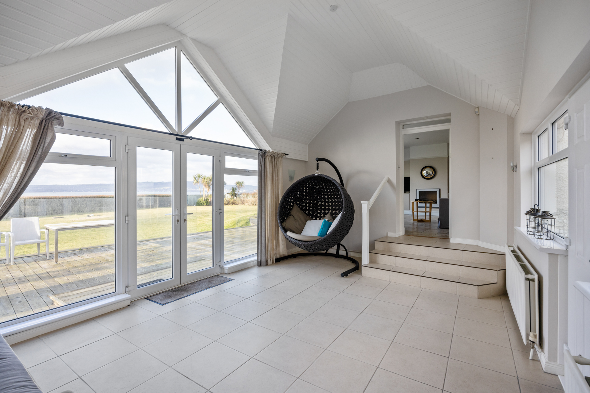 6 Bedroom Single Family Home/House's Image 17