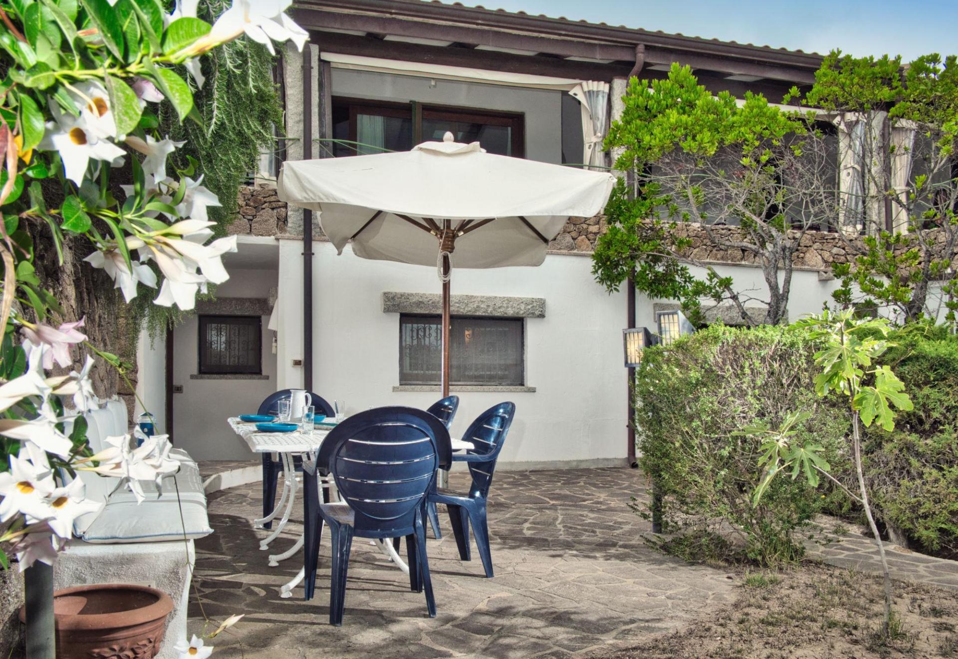 7 Bedroom Villa/Townhouse's Image 4