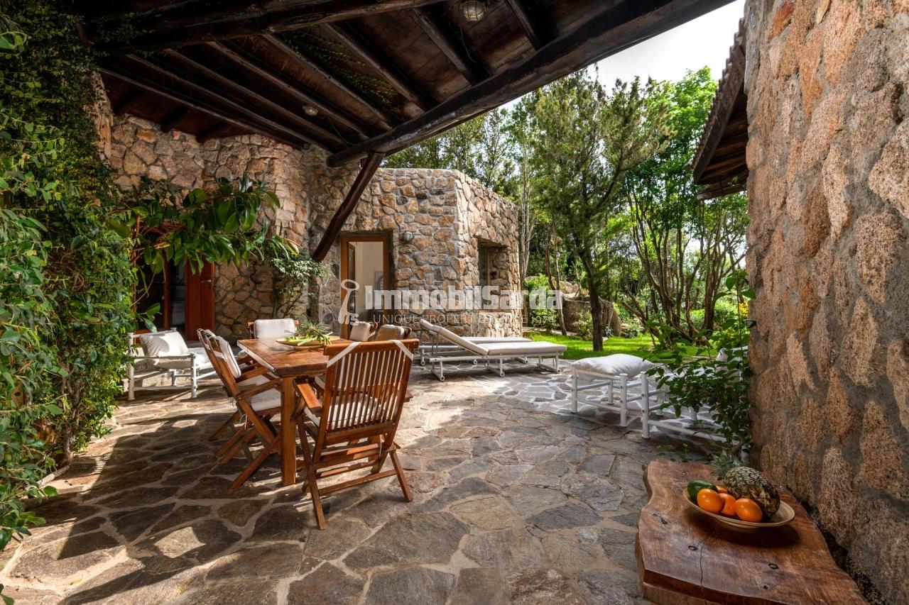 5 Bedroom Villa/Townhouse's Image 4