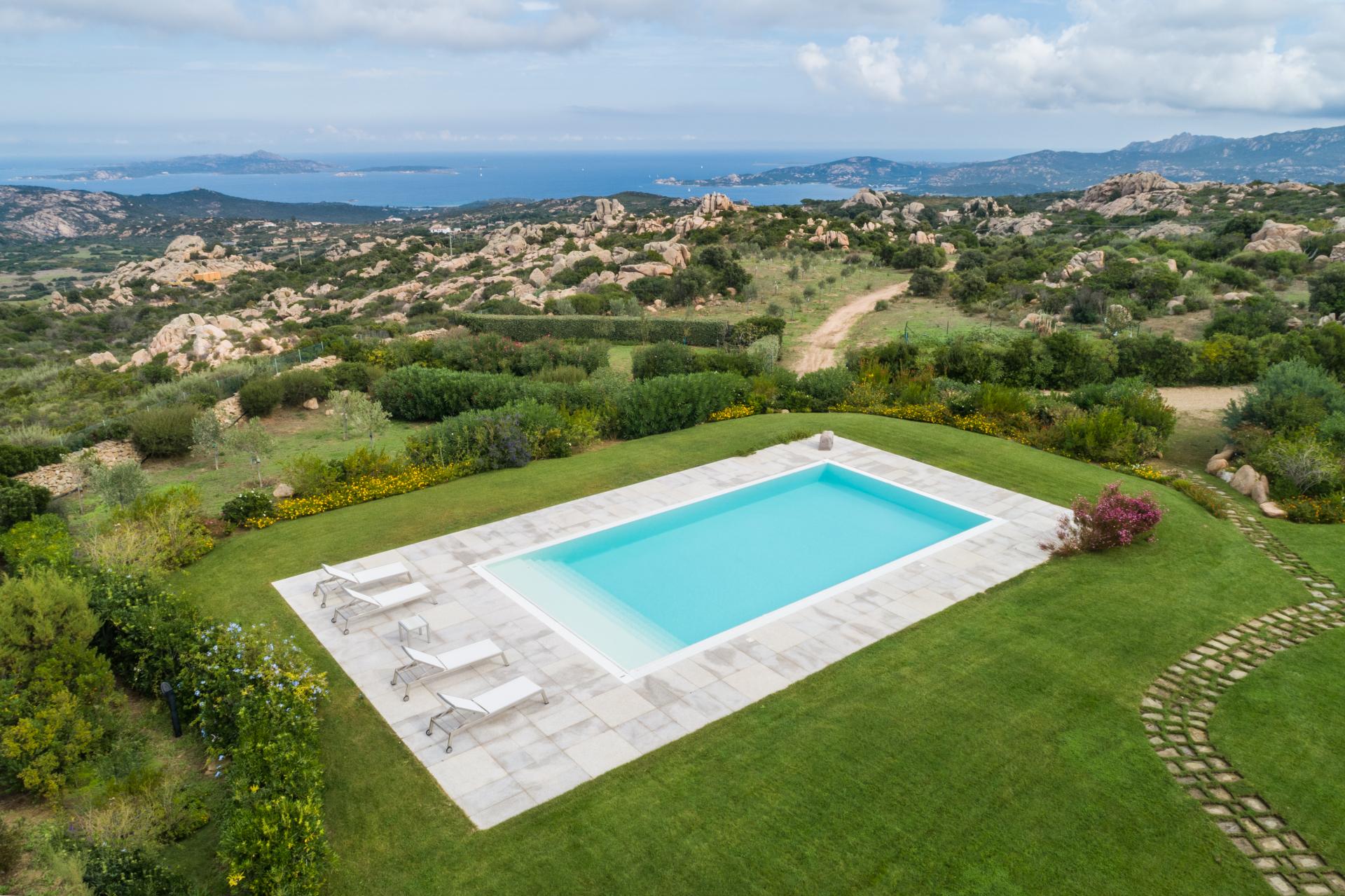 3 Bedroom Villa/Townhouse's Image 17