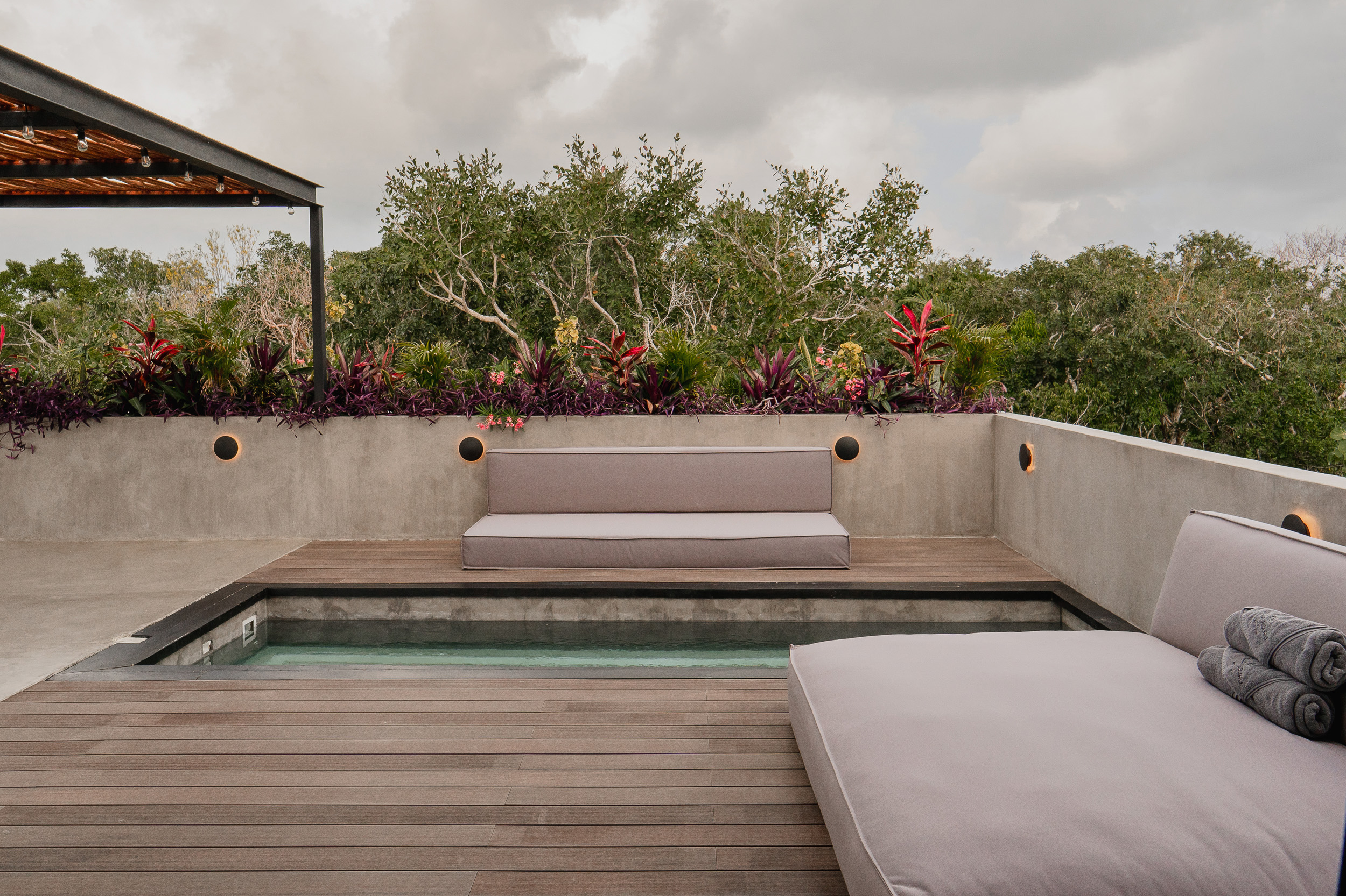 4 Bedroom Single Family Home/House's Image 8