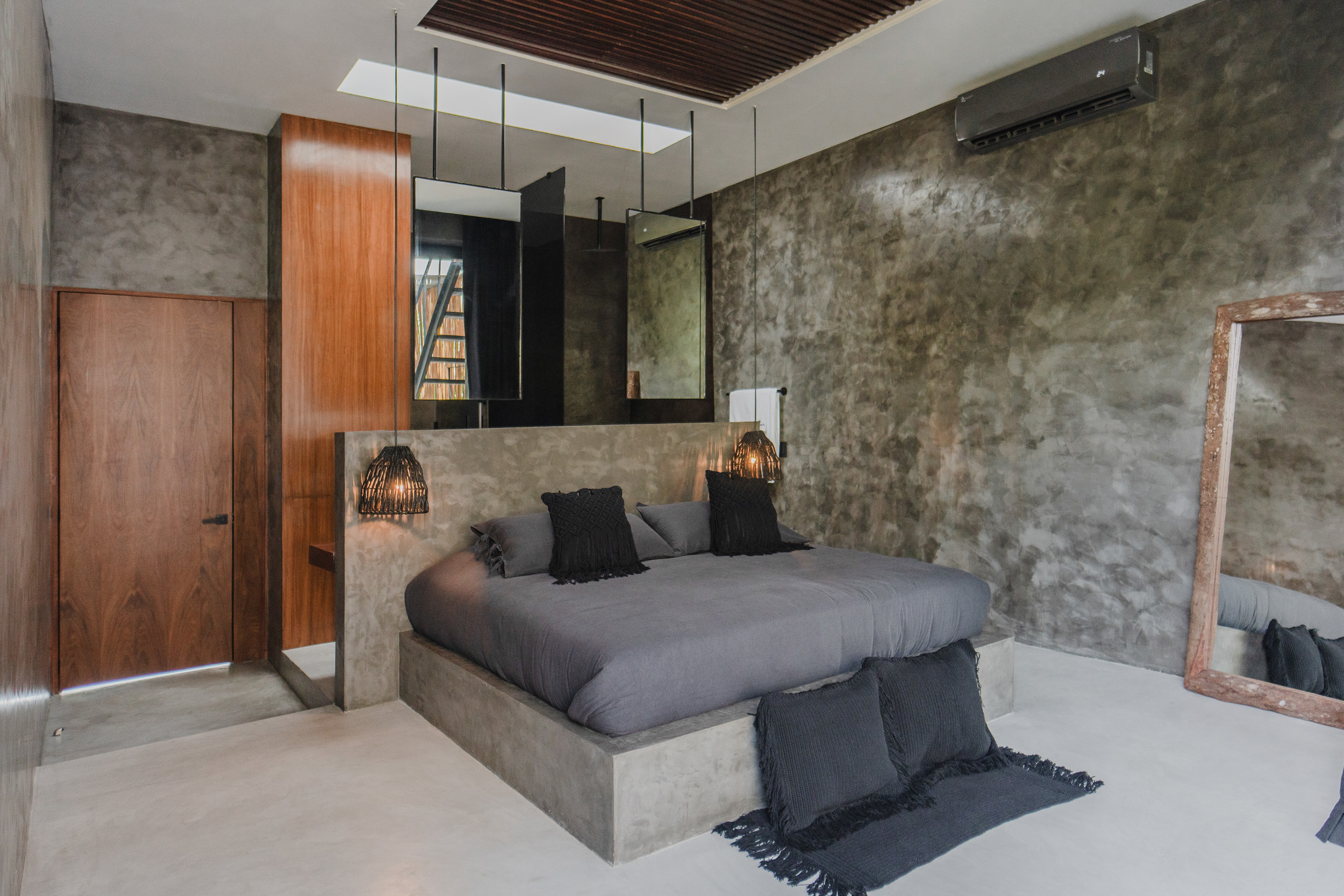 4 Bedroom Single Family Home/House's Image 32