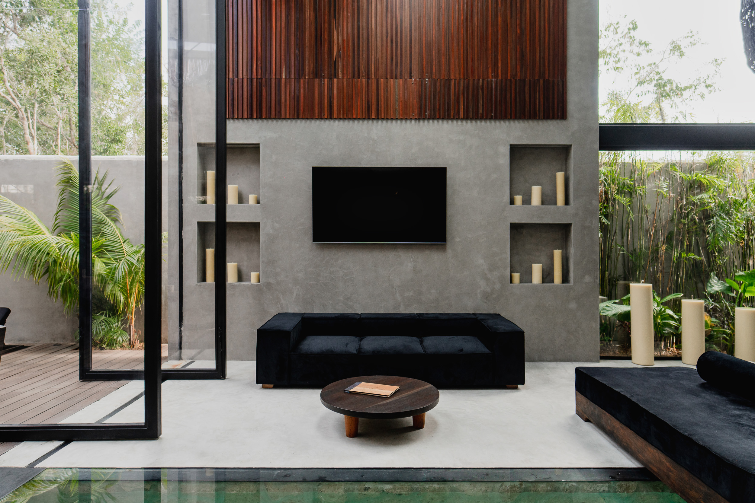 4 Bedroom Single Family Home/House's Image 4