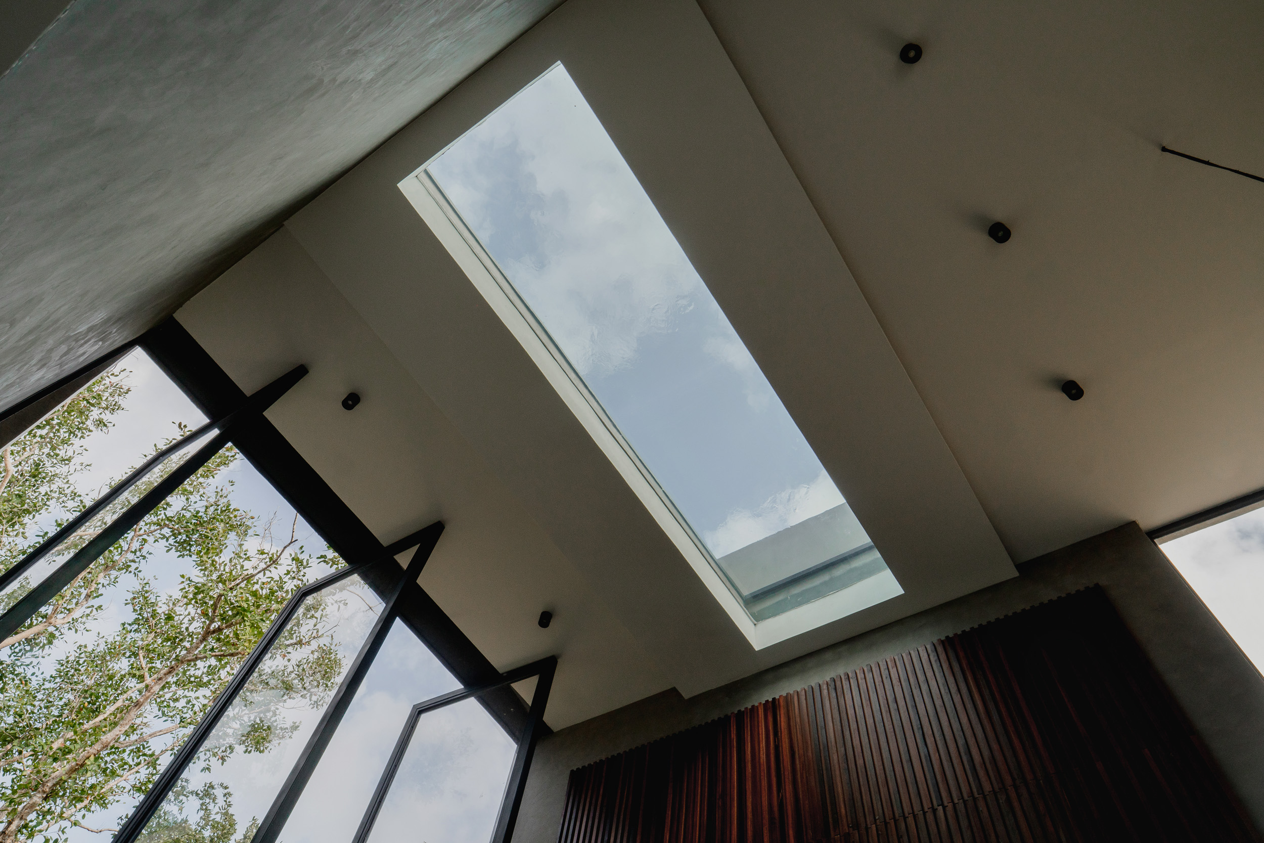 4 Bedroom Single Family Home/House's Image 7