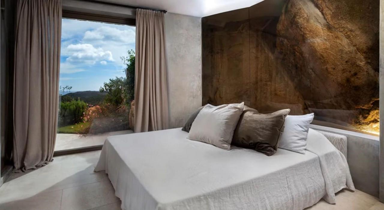 5 Bedroom Villa/Townhouse's Image 6