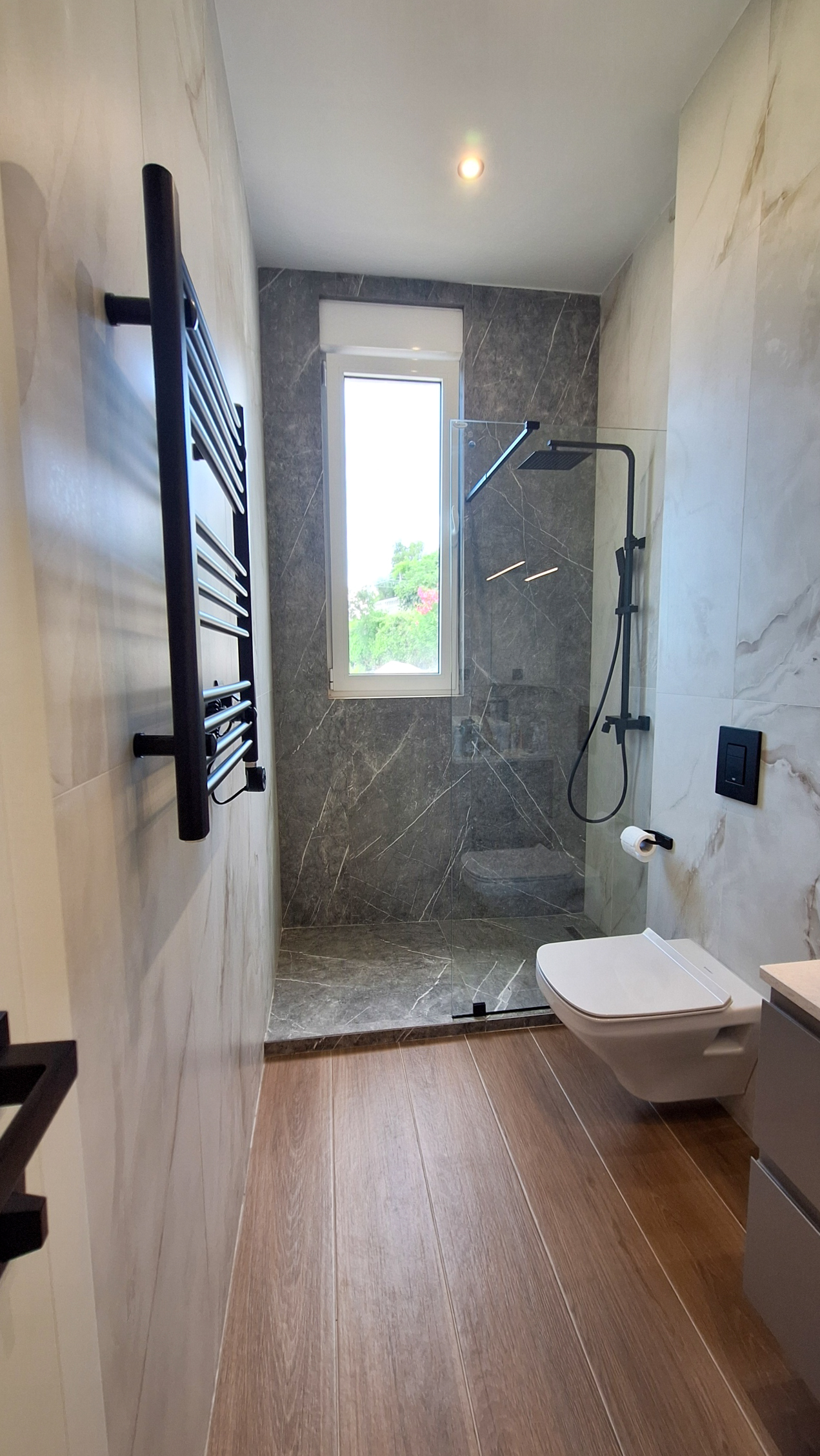 4 Bedroom Single Family Home/House's Image 18