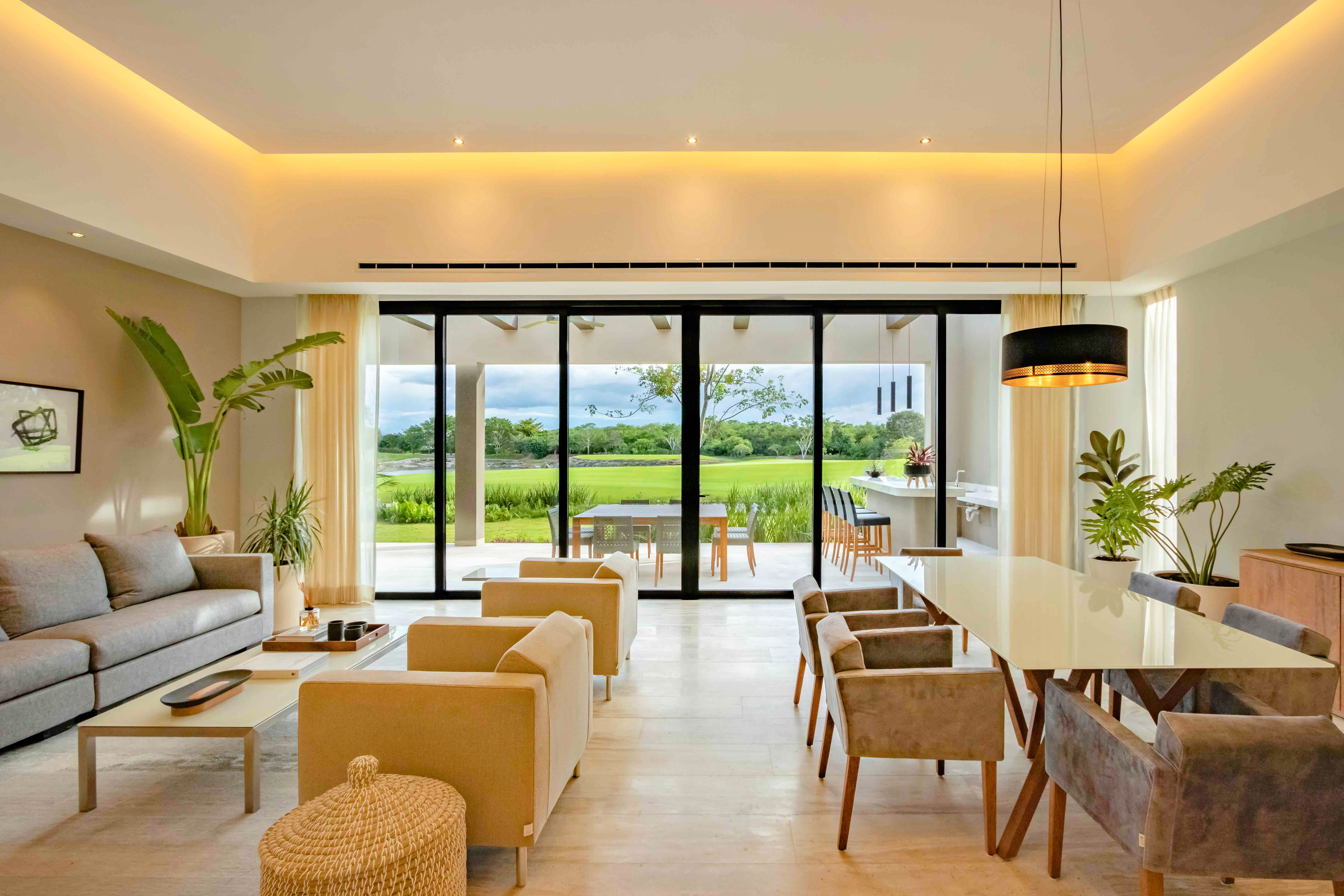 3 Bedroom Single Family Home/House's Image 5