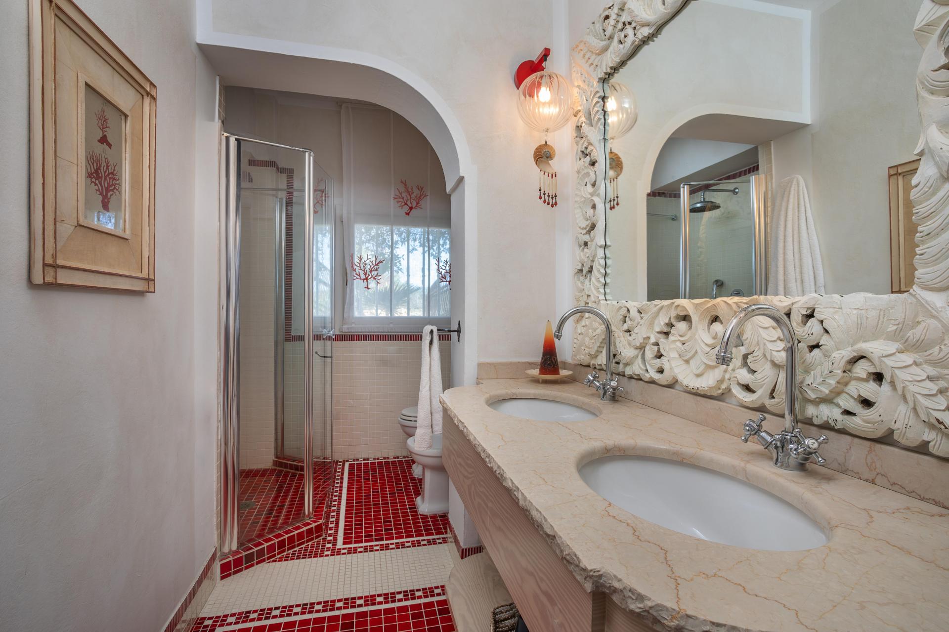 3 Bedroom Villa/Townhouse's Image 10