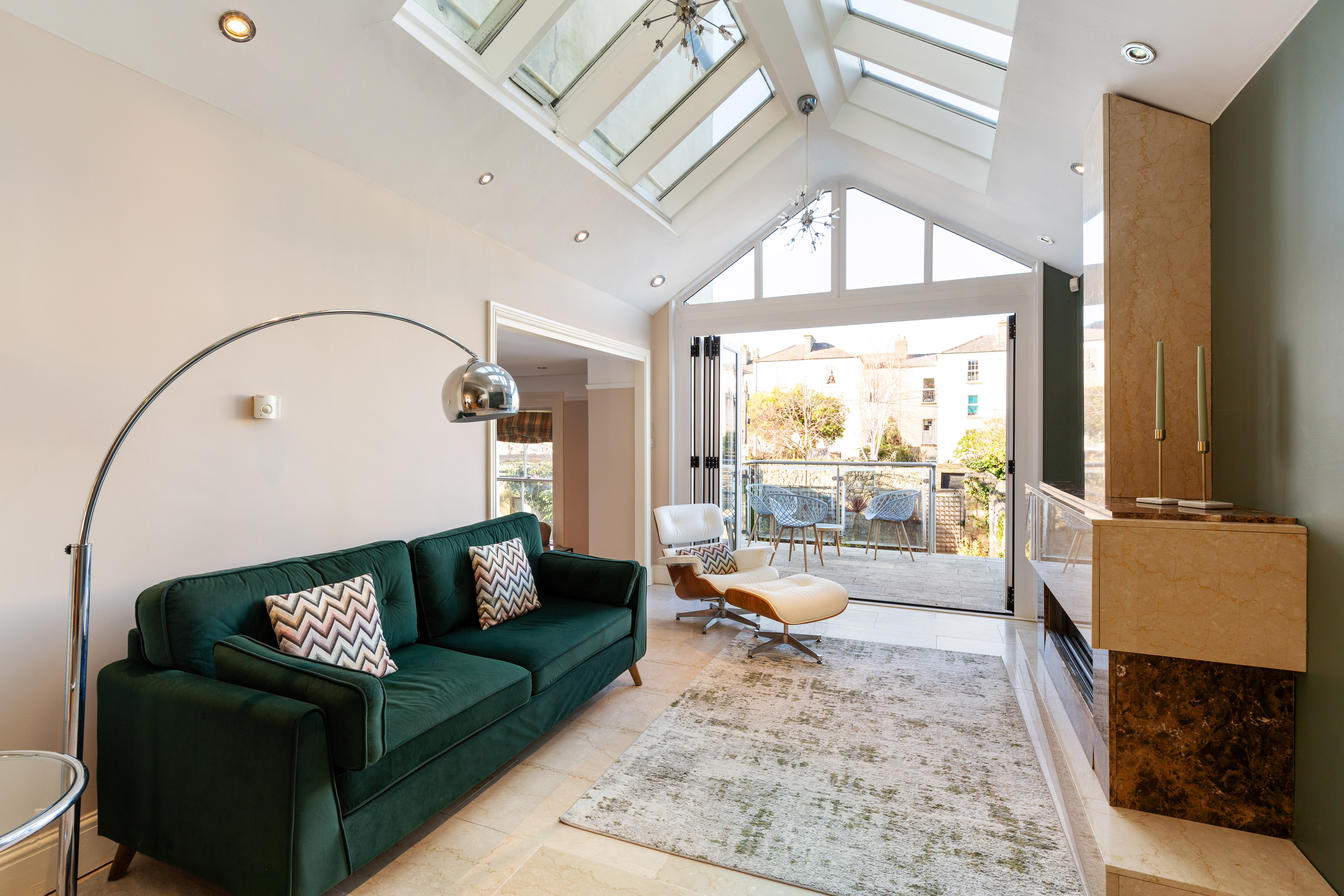 5 Bedroom Single Family Home/House's Image 10