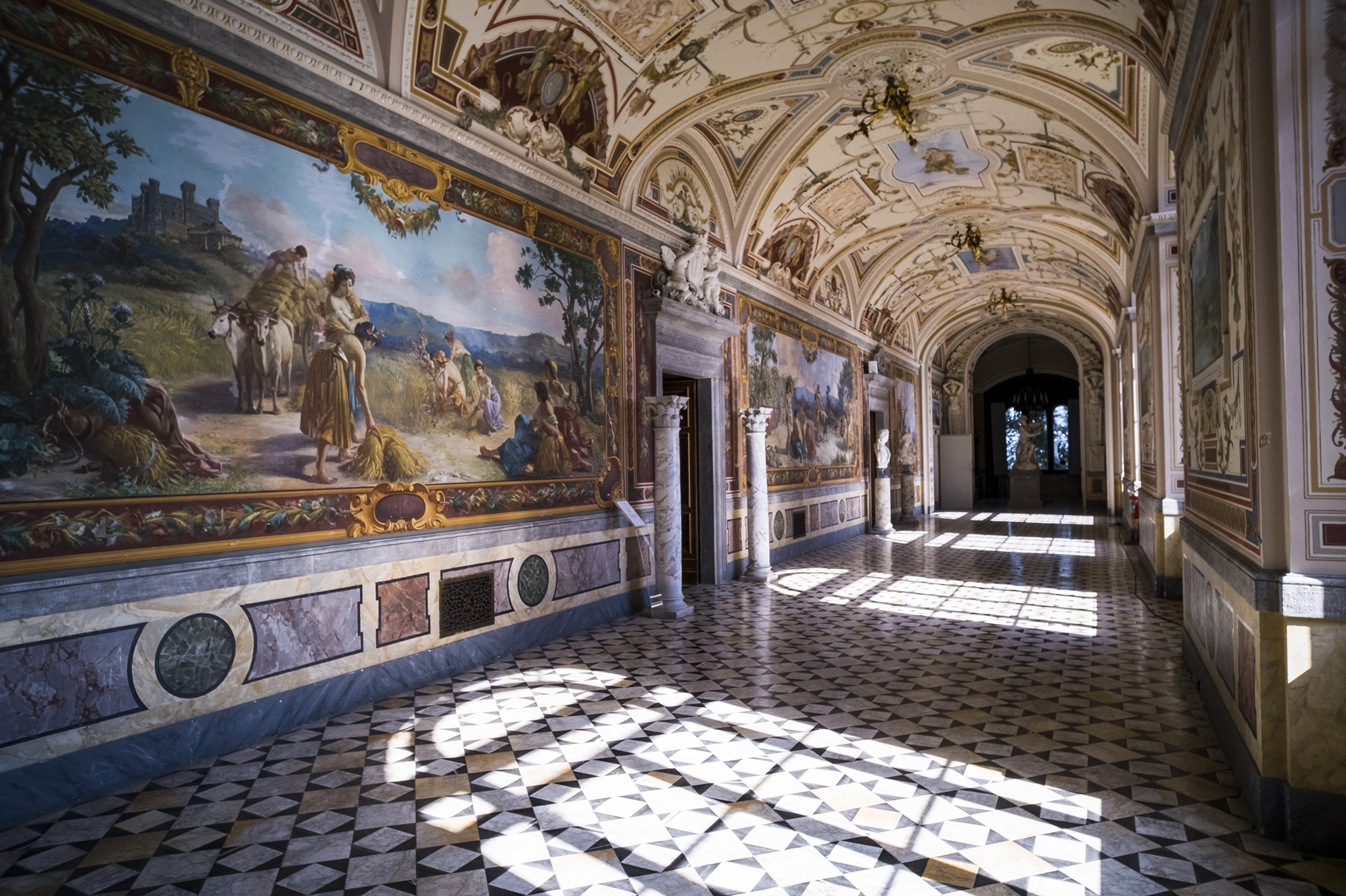 35 Bedroom Chateau's Image 8