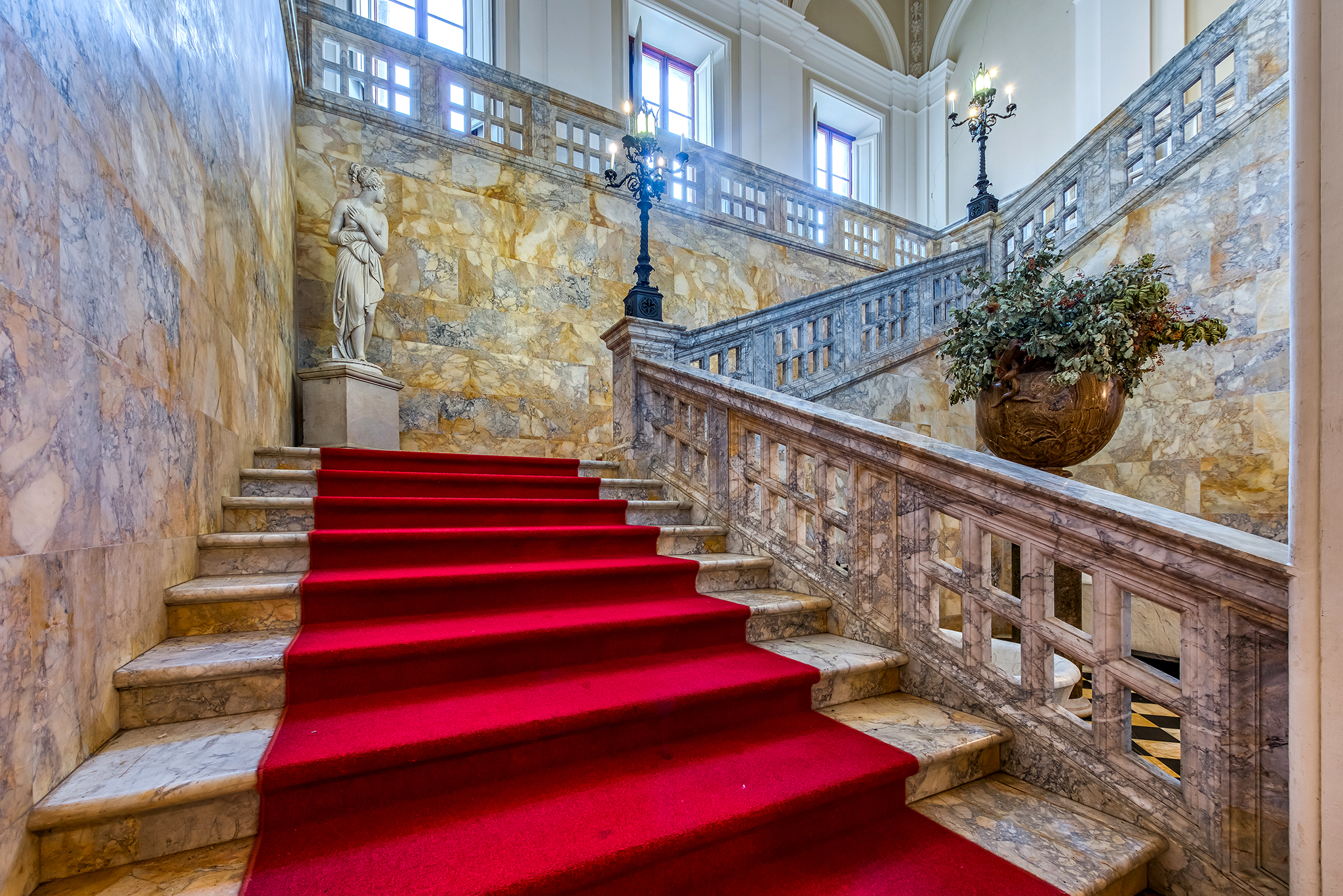 35 Bedroom Chateau's Image 15