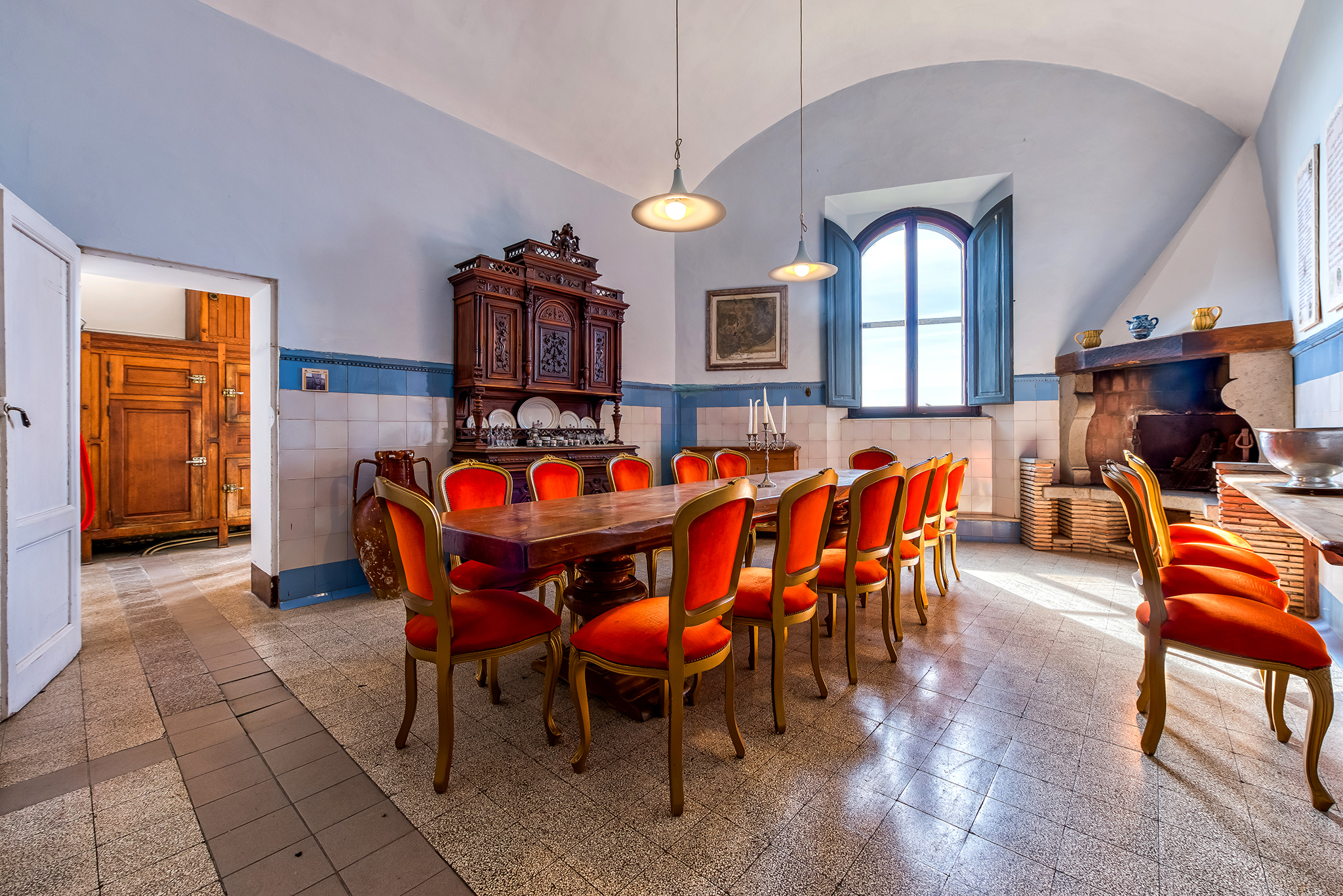 35 Bedroom Chateau's Image 14