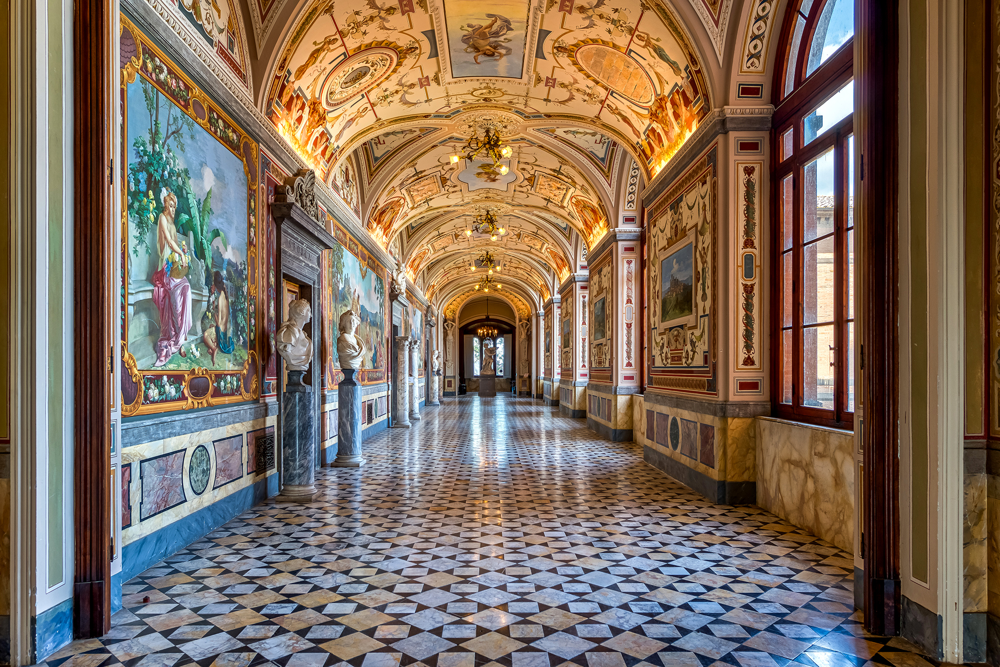 35 Bedroom Chateau's Image 5