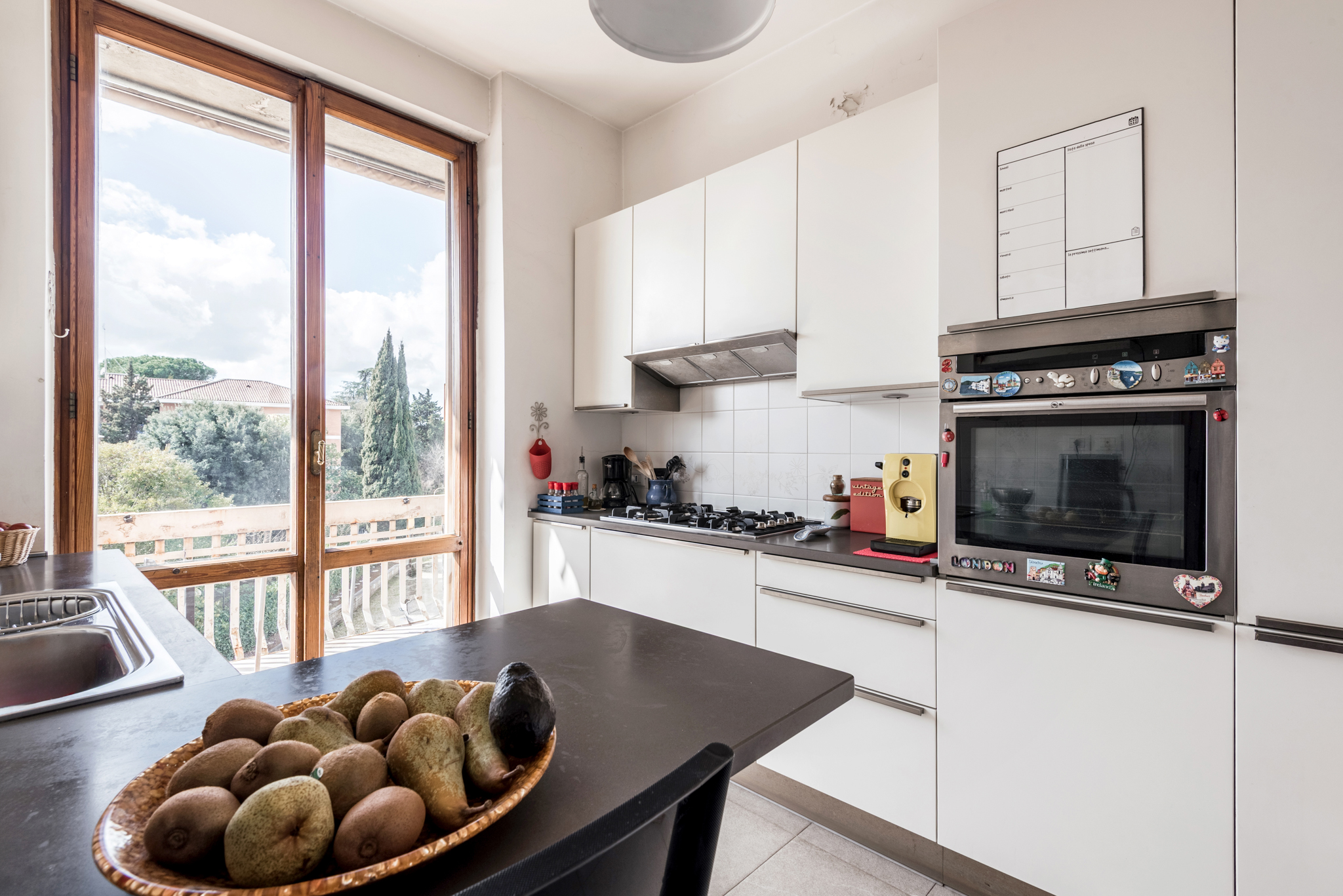 3 Bedroom Apartment/Flat's Image 4