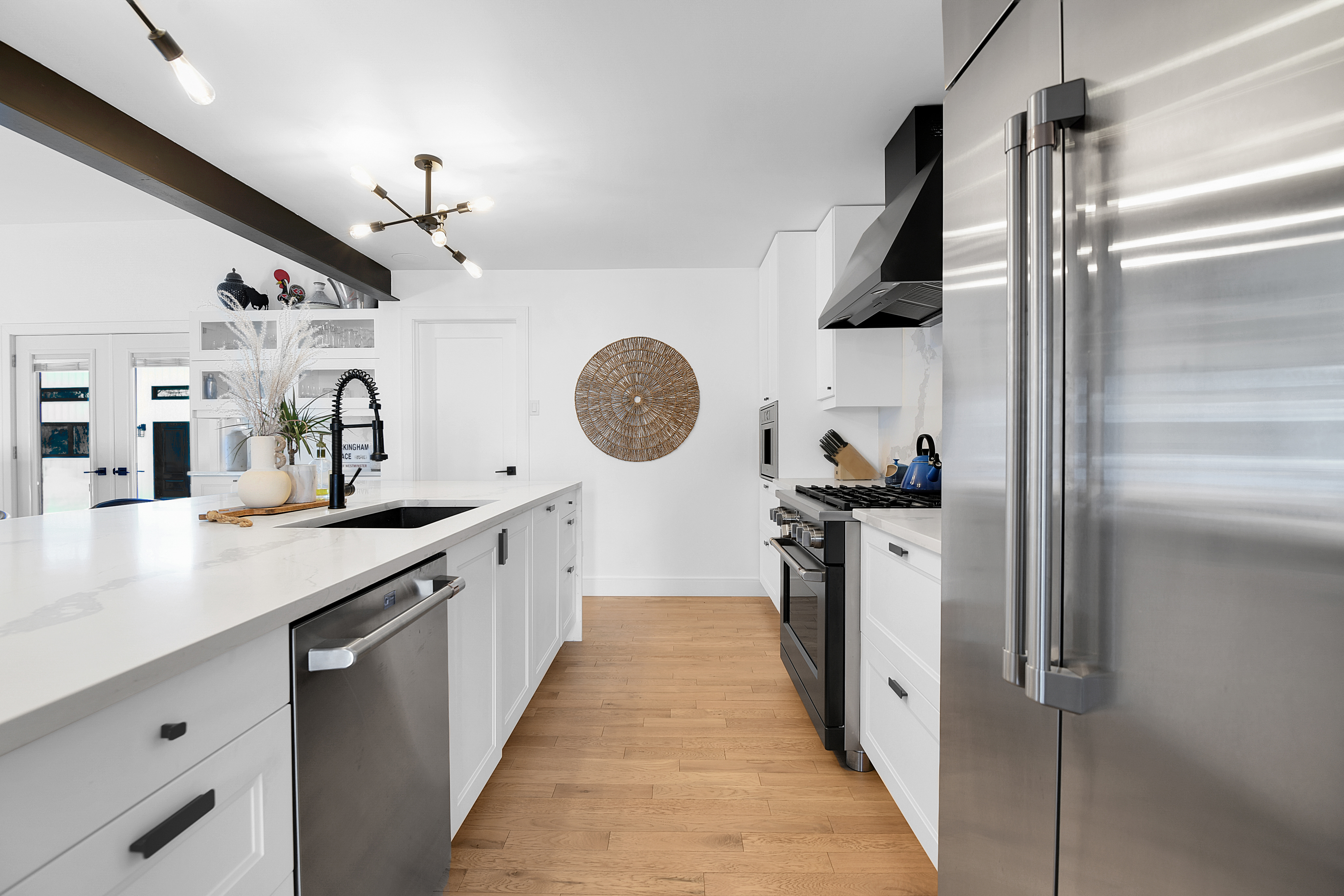 6 Bedroom Single Family Home/House's Image 33