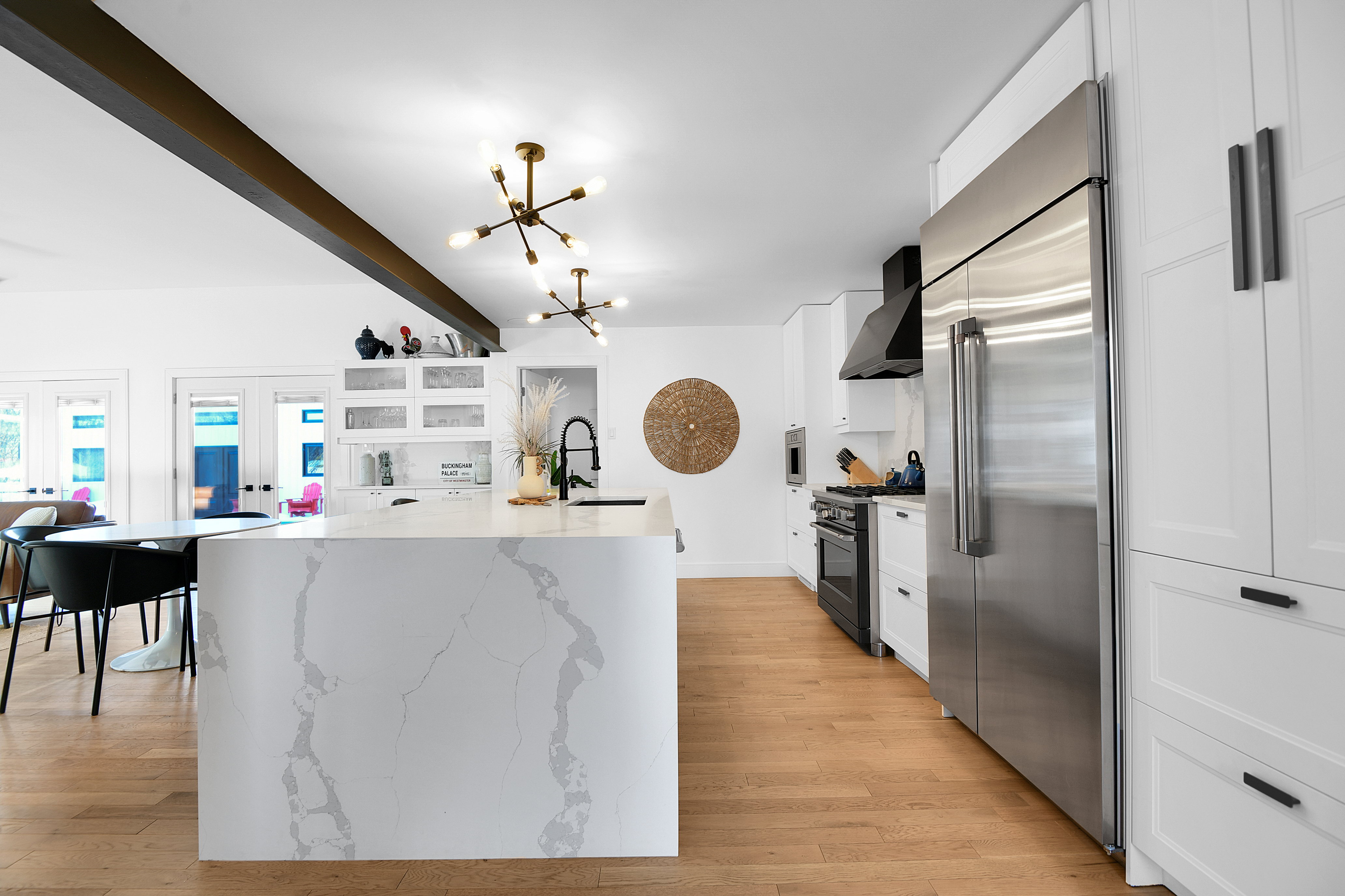 6 Bedroom Single Family Home/House's Image 29