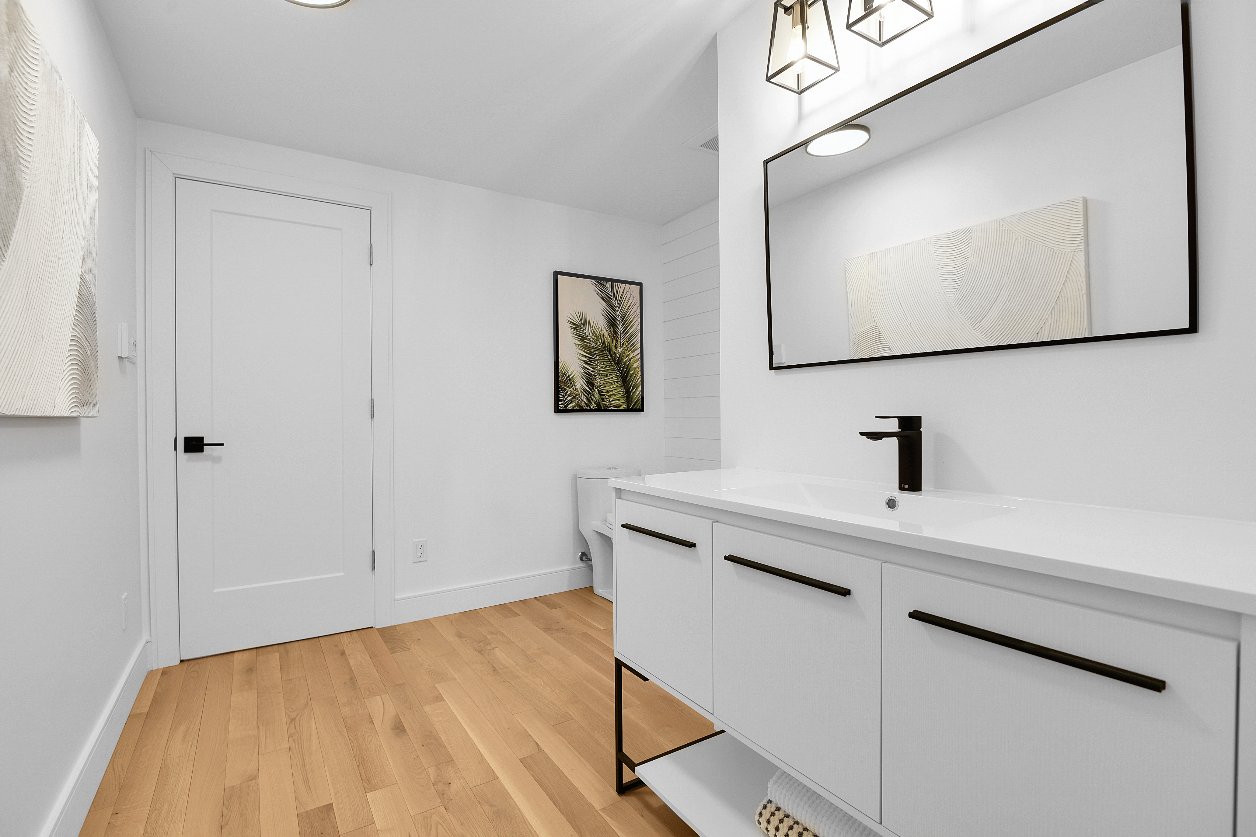 6 Bedroom Single Family Home/House's Image 34
