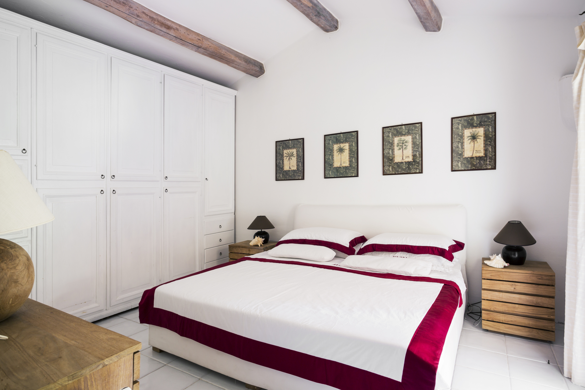 7 Bedroom Estate's Image 7