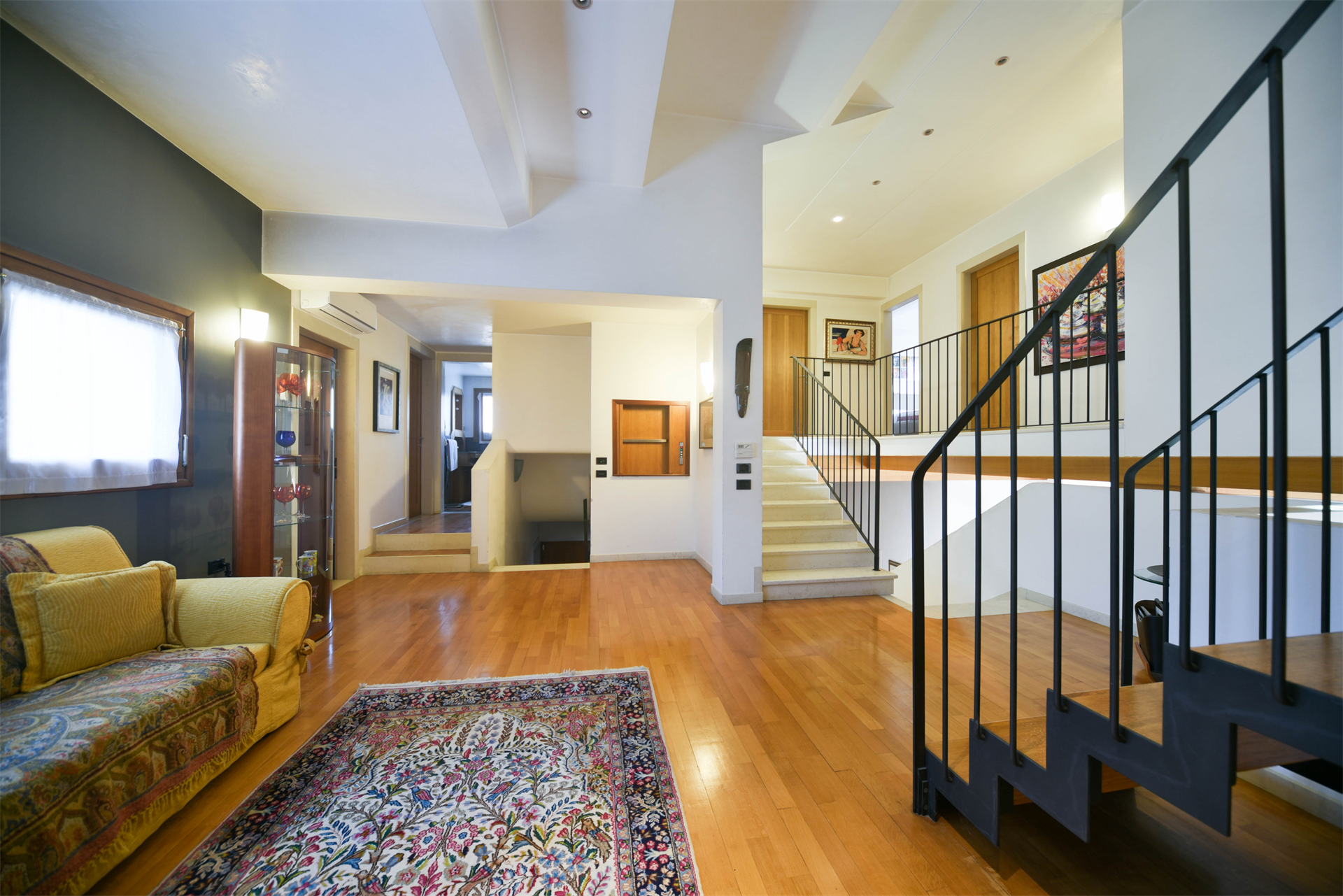 5 Bedroom Villa/Townhouse's Image 10
