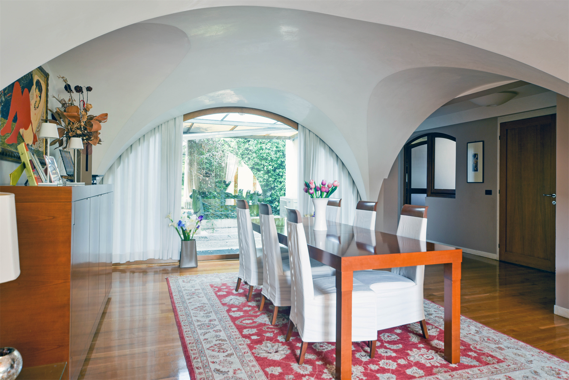 5 Bedroom Villa/Townhouse's Image 4
