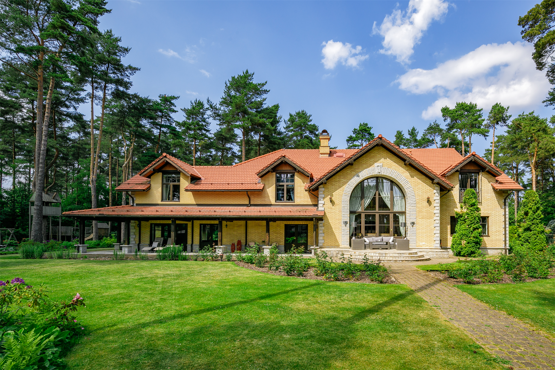 Listing image