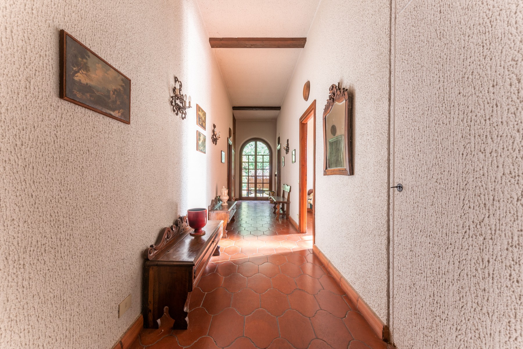 10 Bedroom Villa/Townhouse's Image 7
