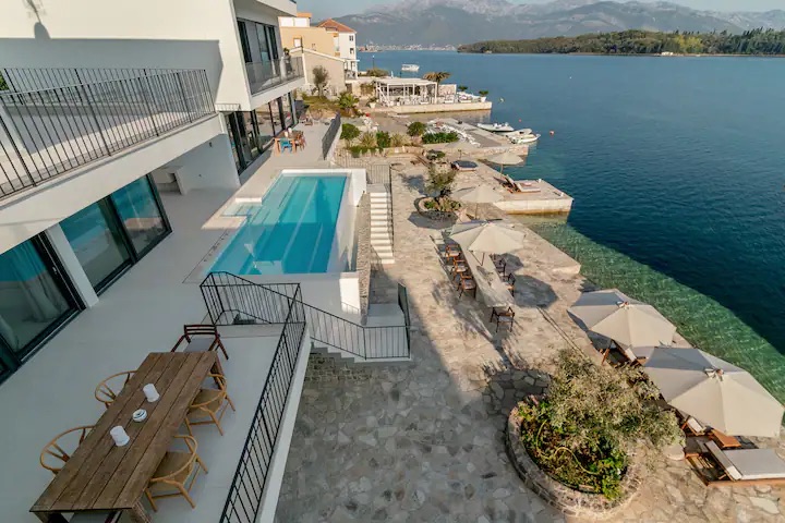 9 Bedroom Villa/Townhouse's Image 22