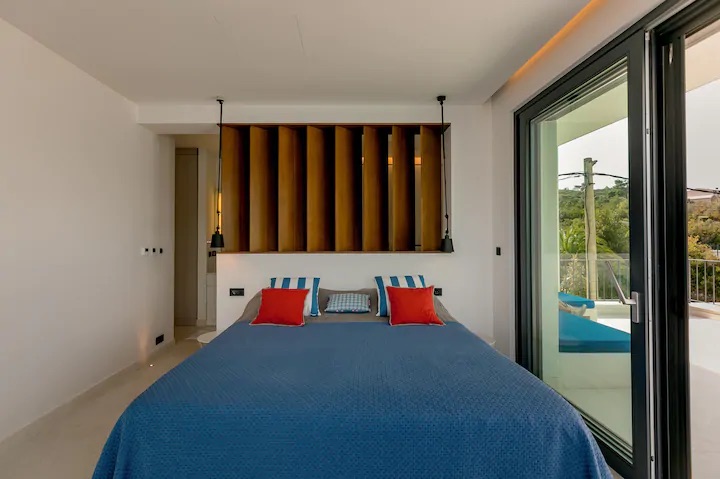 9 Bedroom Villa/Townhouse's Image 12